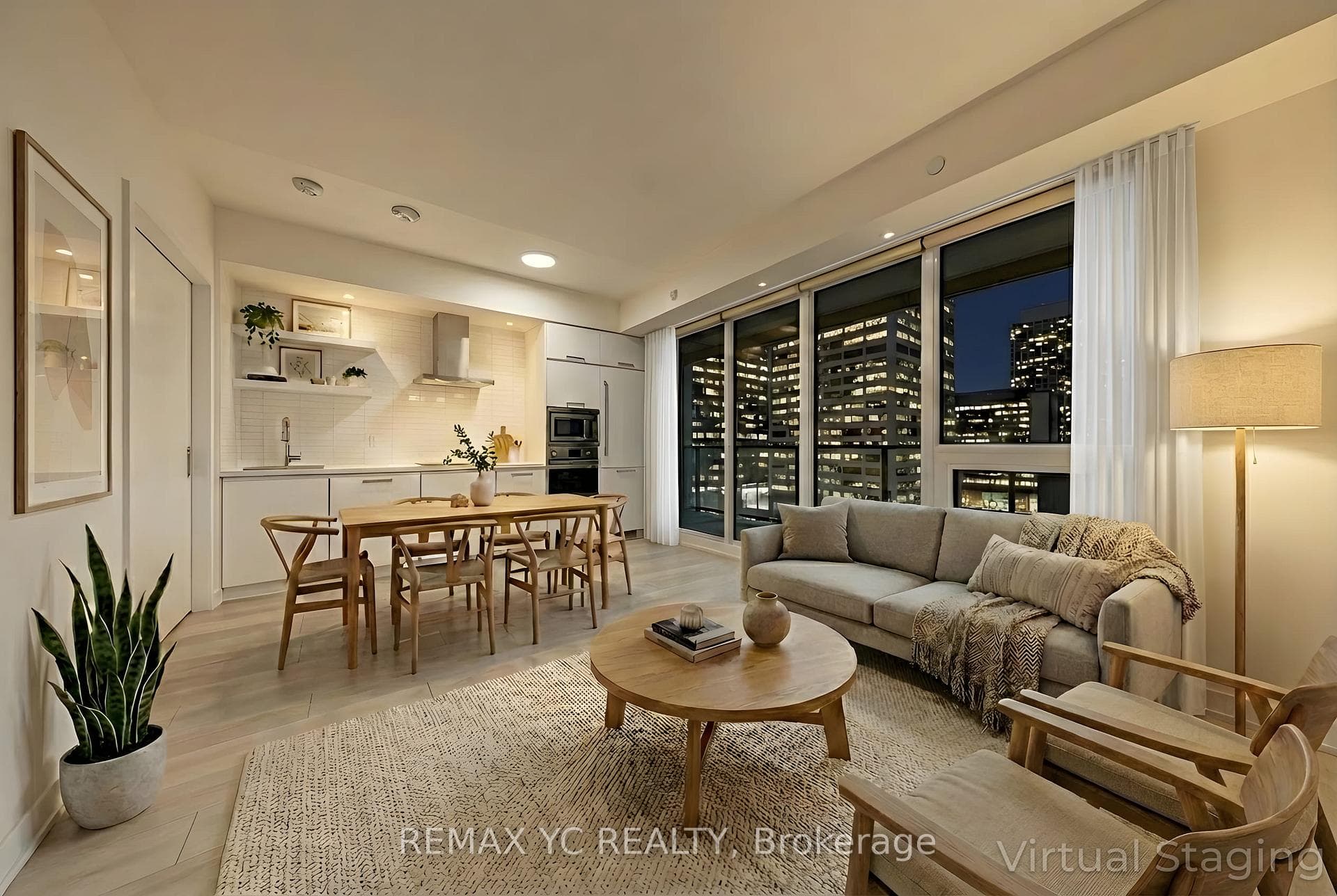 2221 Yonge Street Unit 1111, Leaside / Davisville, ON M4S 0B8 - Photo 1