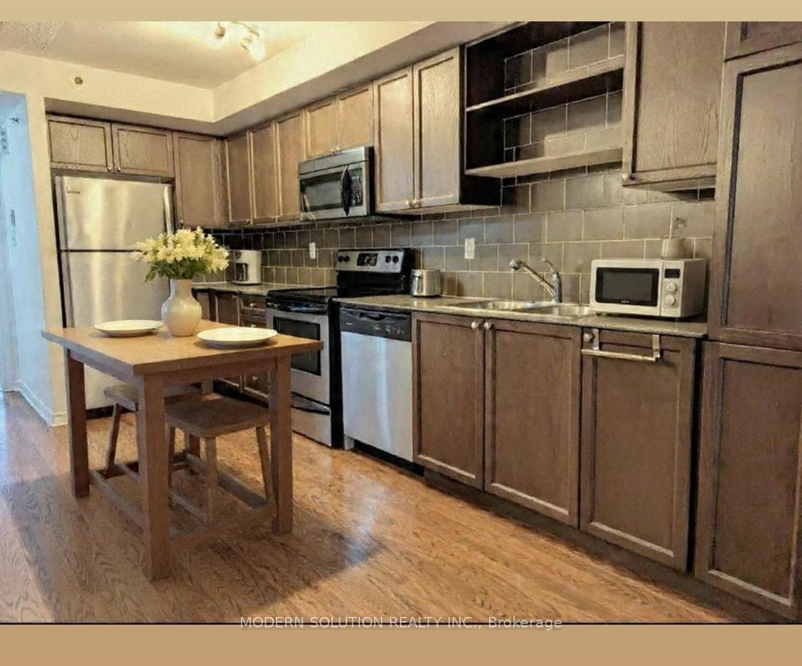 70 Munro Street Unit 3, Riverdale / Leslieville, ON M4M 2S9 - Photo 1