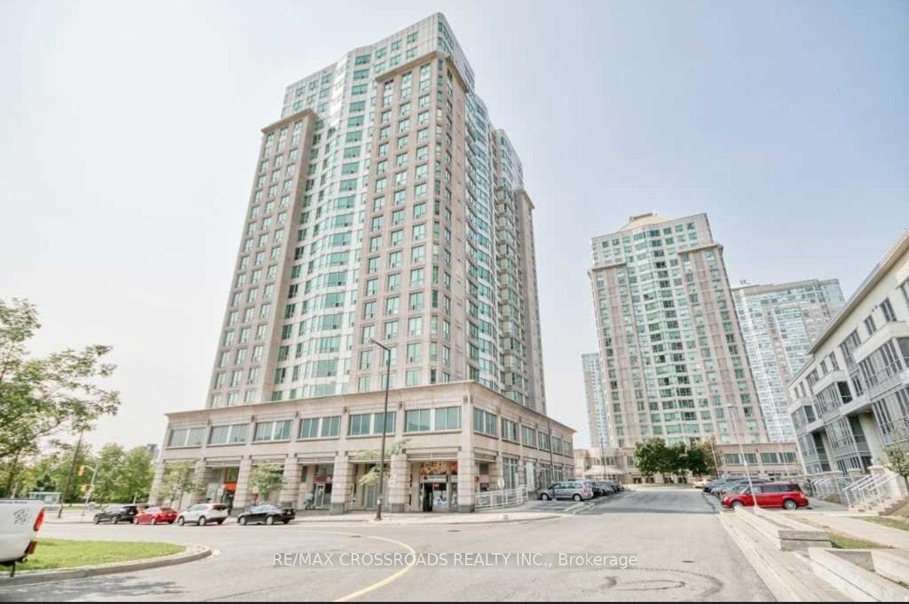 8 Lee Centre Dr Drive Unit 907, Scarborough (West Hill / Highland Creek), ON M1H 3H8 - Photo 1
