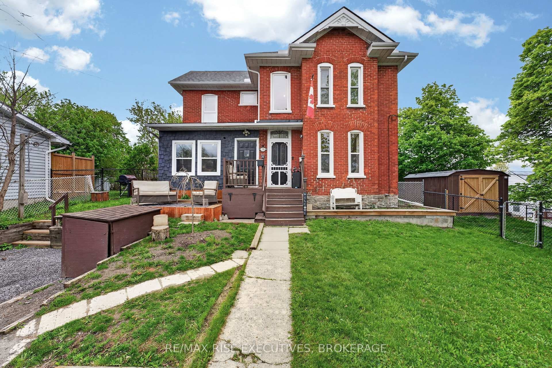 18 Stone Street, Belleville