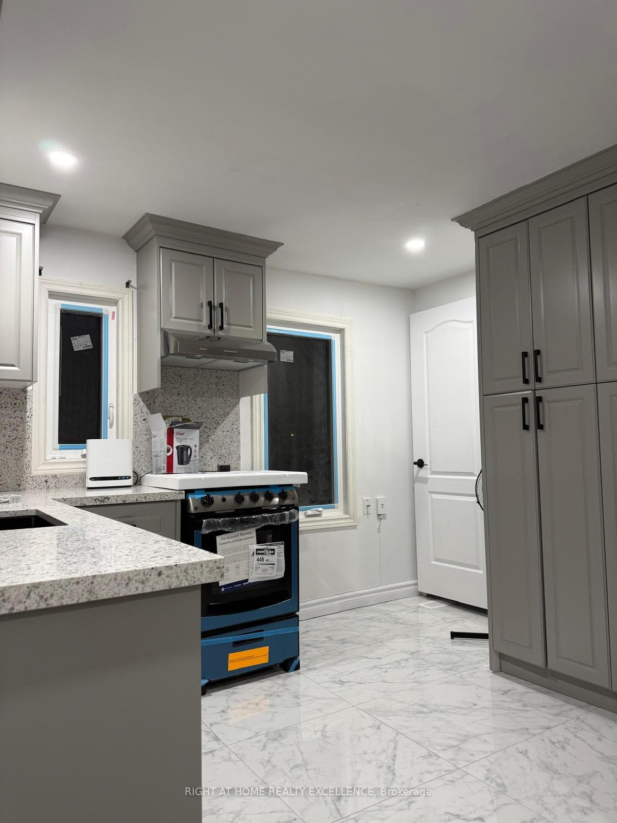 10 Louvain Street Unit 2nd Level, Keelesdale / Eglinton West, ON M6N 4W8 - Photo 1