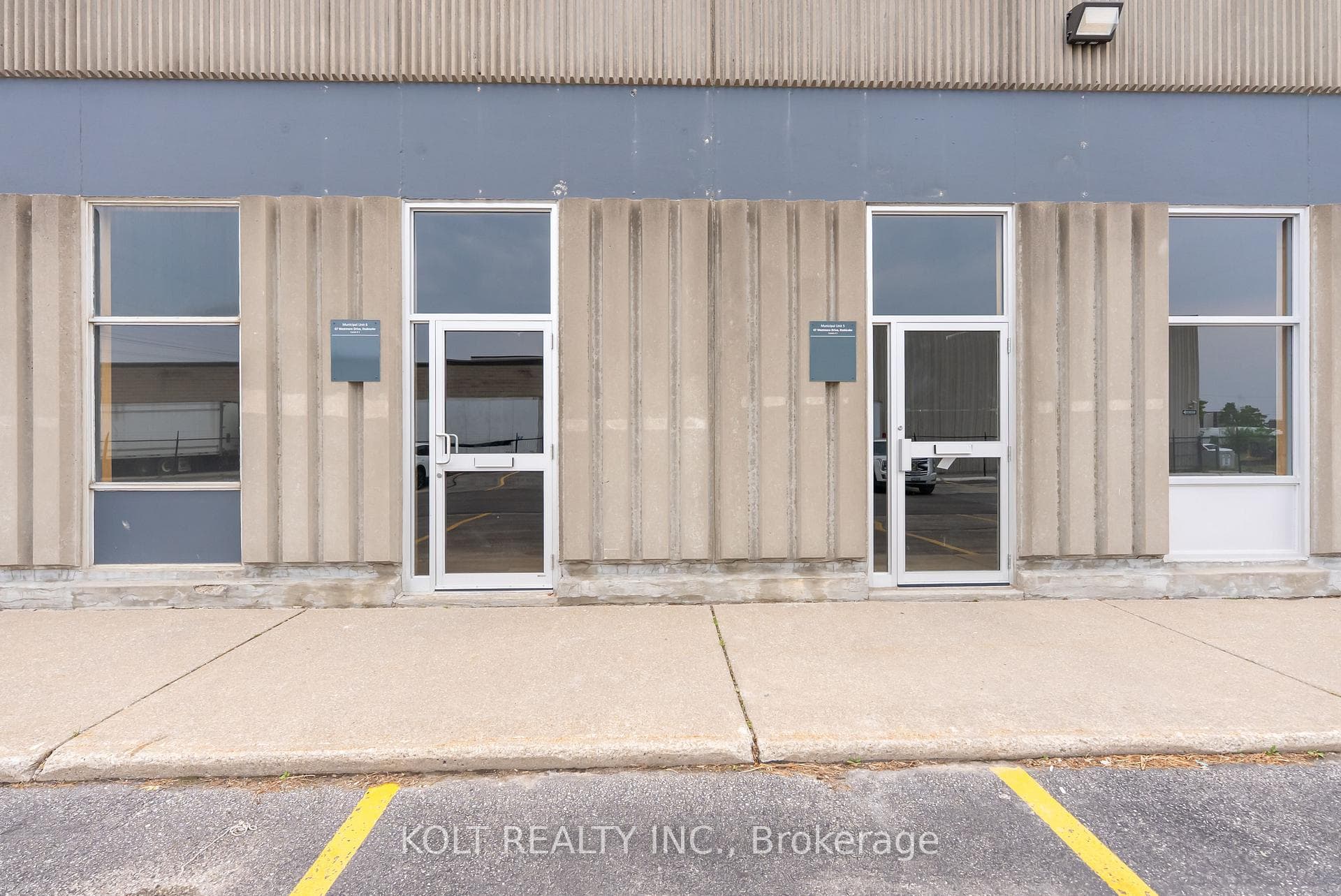 67 Westmore Drive Unit 5-6, Etobicoke (West Mall / Rexdale), ON M9V 3Y6 - Photo 1
