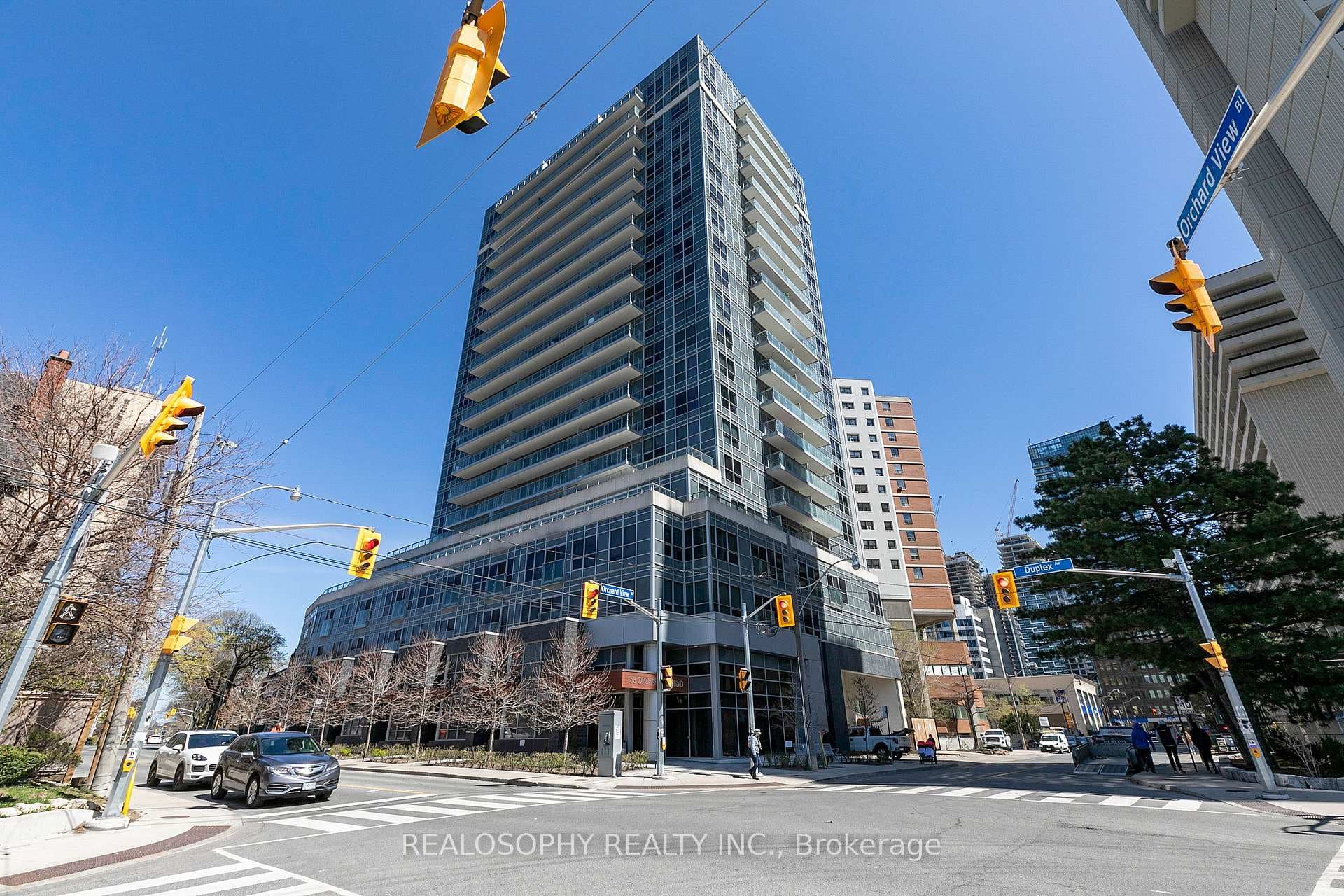 58 Orchard View Boulevard Unit 506, Toronto C03