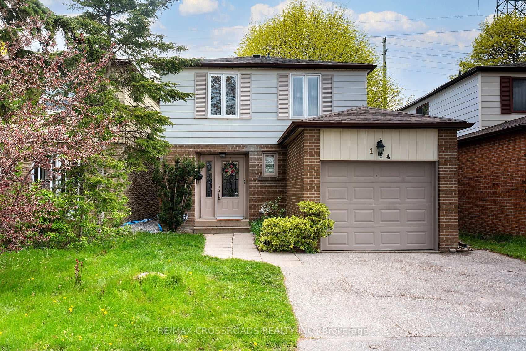 164 Glen Springs Drive, Scarborough Village / Eglinton East, ON M1W 1X8 - Photo 1