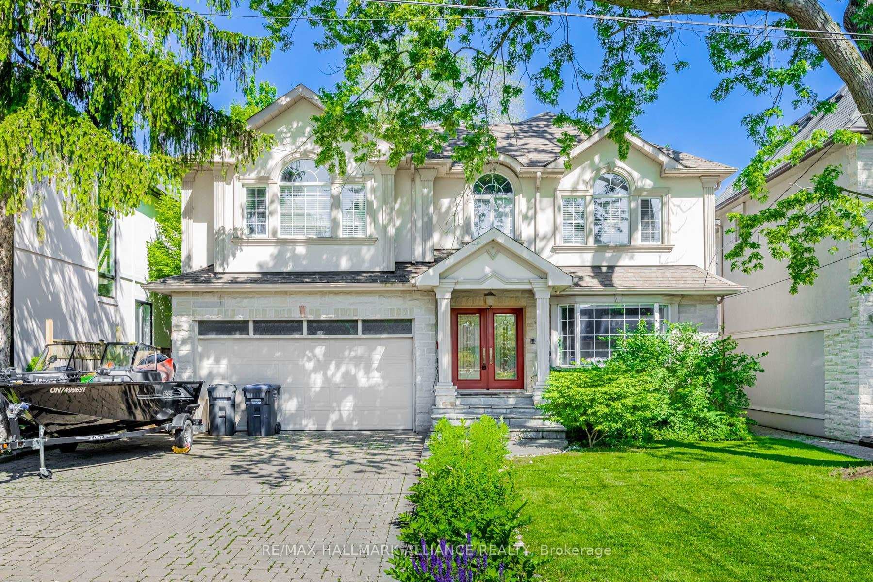 437 Niar Avenue, Mississauga