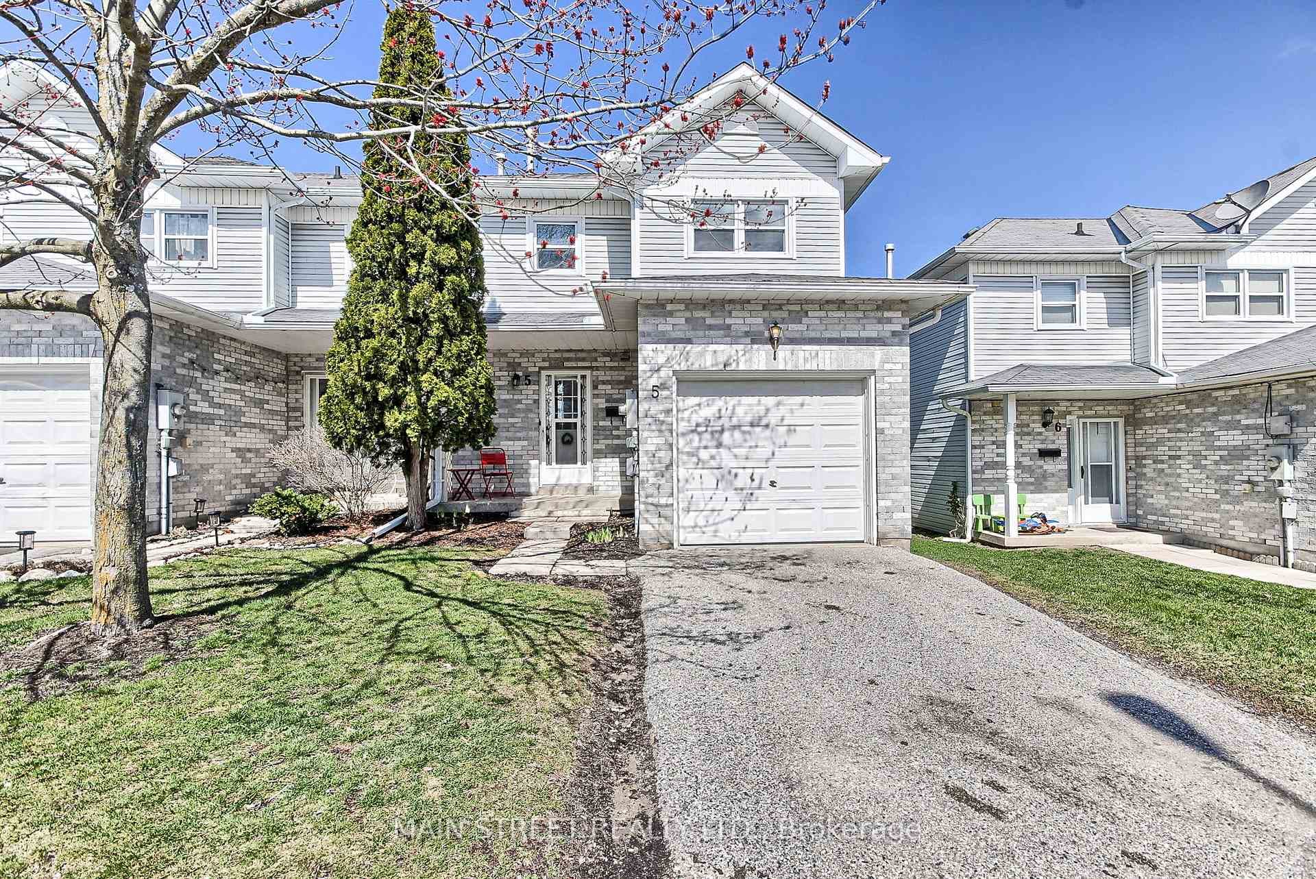 120 D'Ambrosio Drive Unit 5, Barrie, ON L4N 7W3 - Photo 1