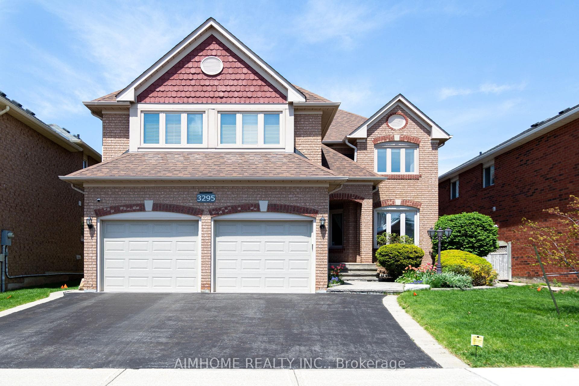 3295 Bloomfield Drive, Mississauga, ON L5N 6X7 - Photo 1