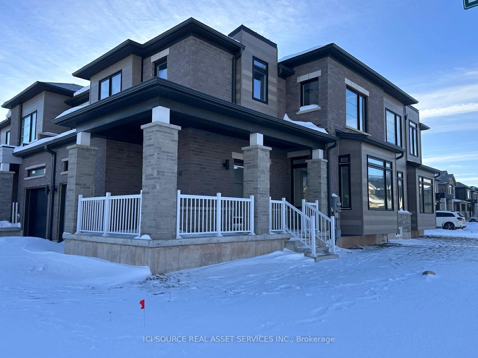 41 Bentgrass Drive, Welland, ON L3B 0H4 - Photo 1