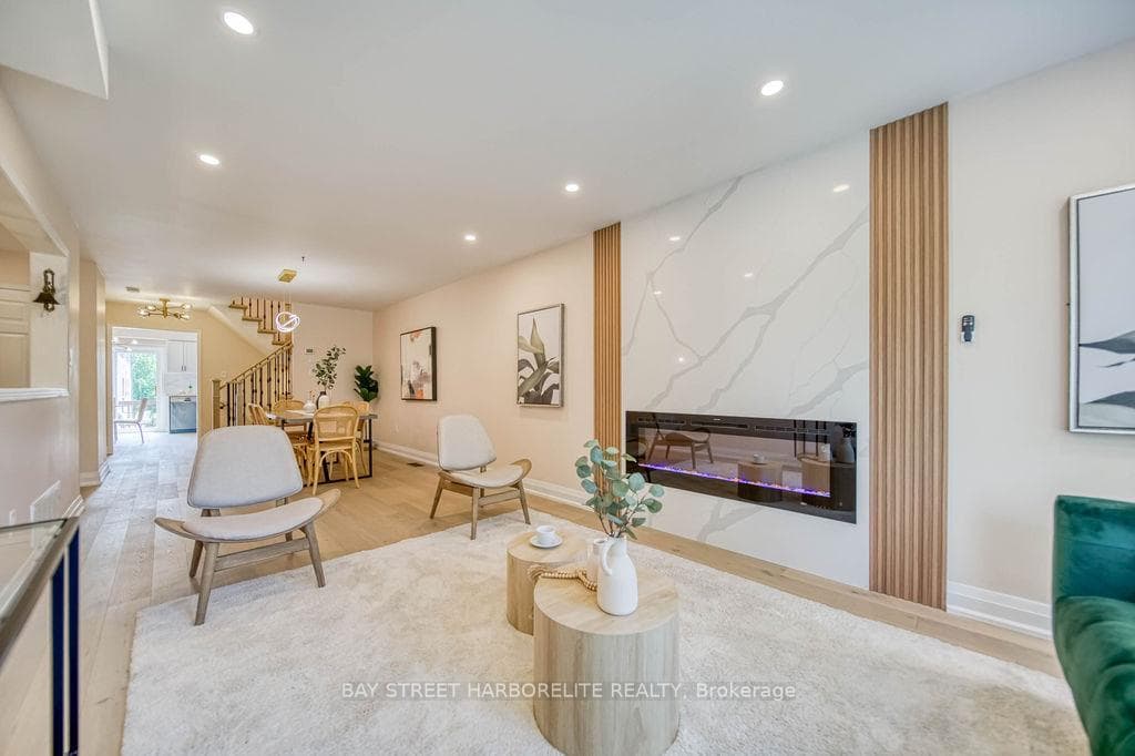 63 Sassafras Circle, Vaughan, ON L4J 8M8 - Photo 1