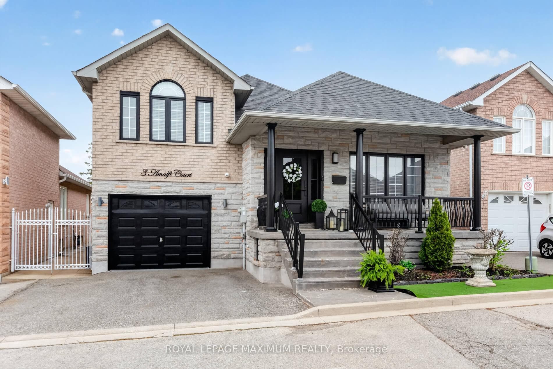 3 Amalfi Court, Vaughan