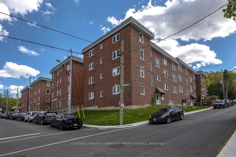 21 Mountwood Avenue Unit 7, Hamilton