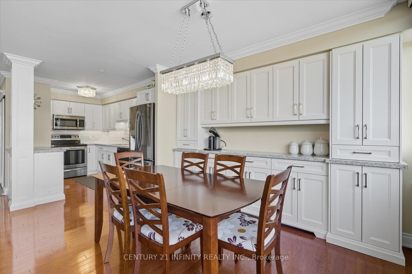 50 Richmond Street Unit 635, Oshawa, ON L1G 7C7 - Photo 1