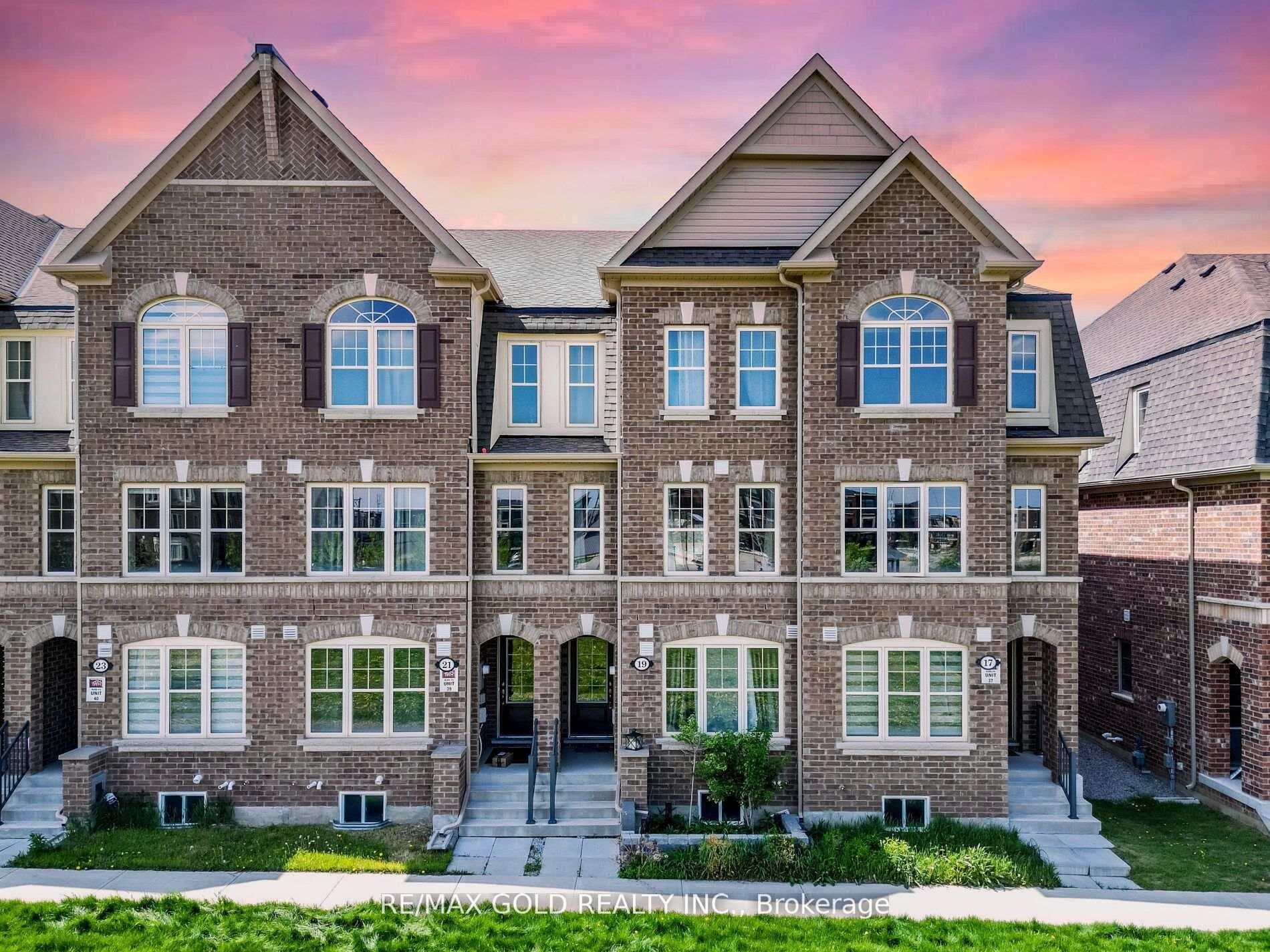 19 Sudeley Lane, Brampton, ON L7A 4Z7 - Photo 1