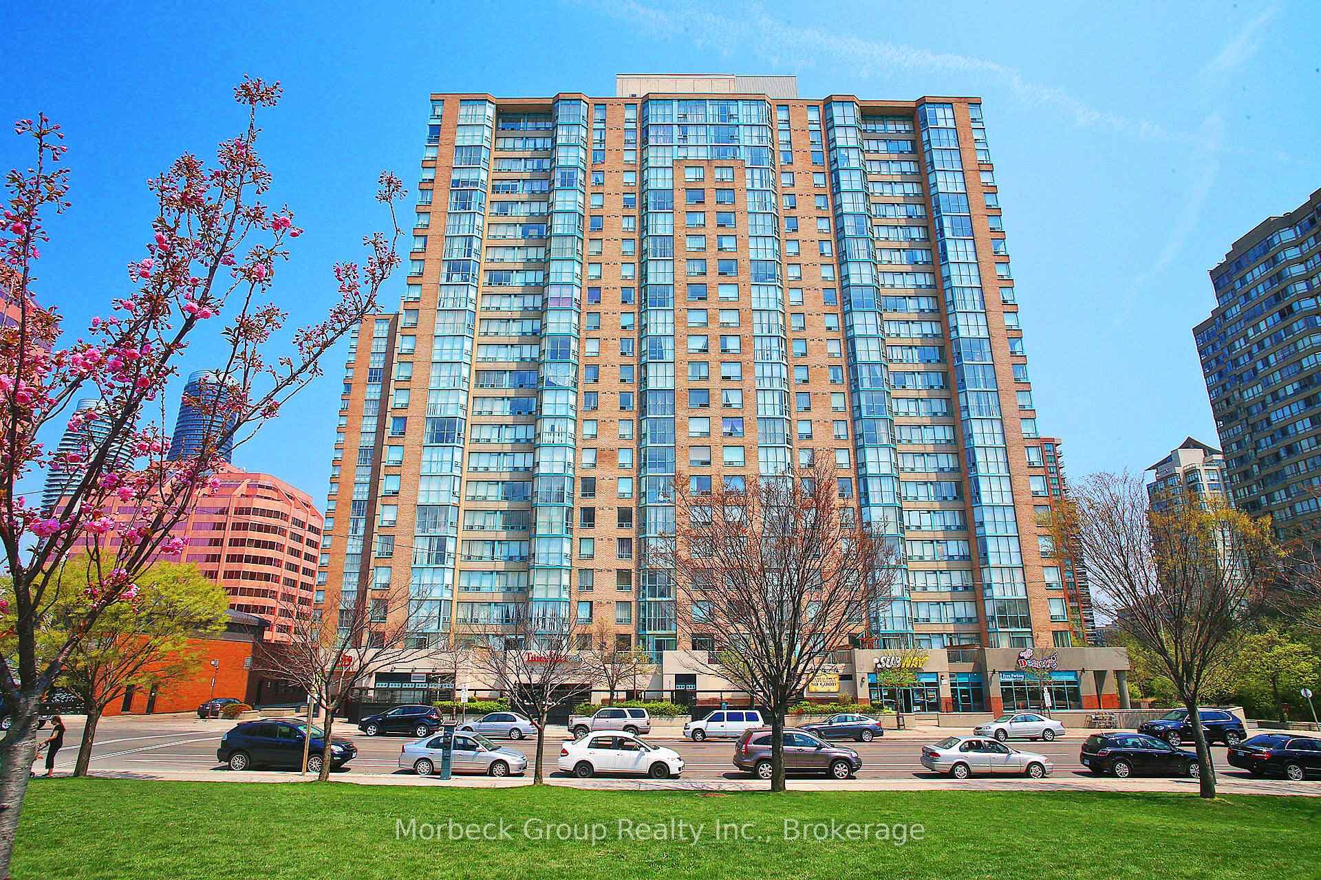 285 Enfield Place Unit 1901, Mississauga, ON L5B 3Y6 - Photo 1