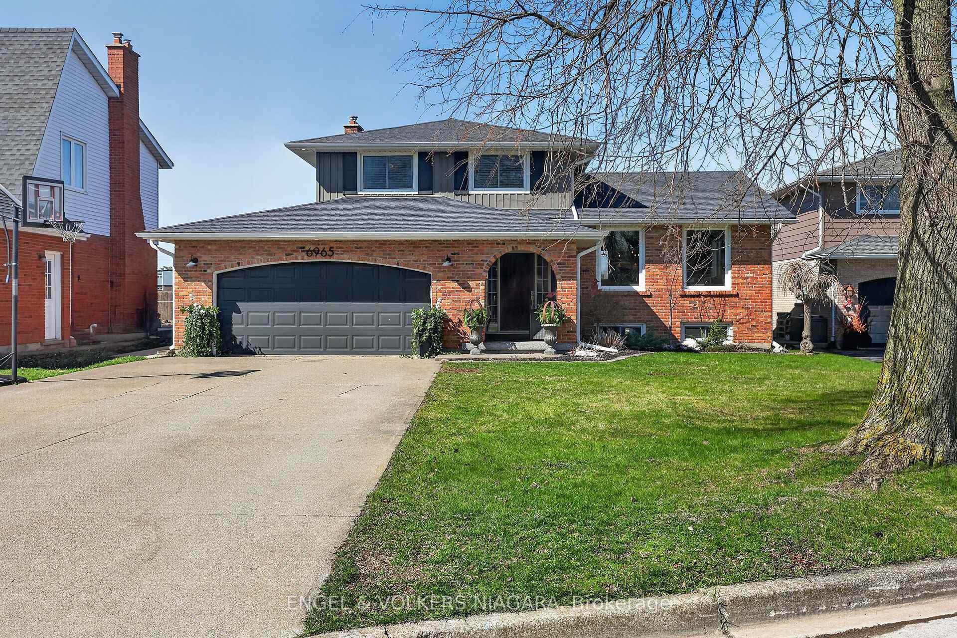 6965 Glengowan Crescent, Niagara Falls