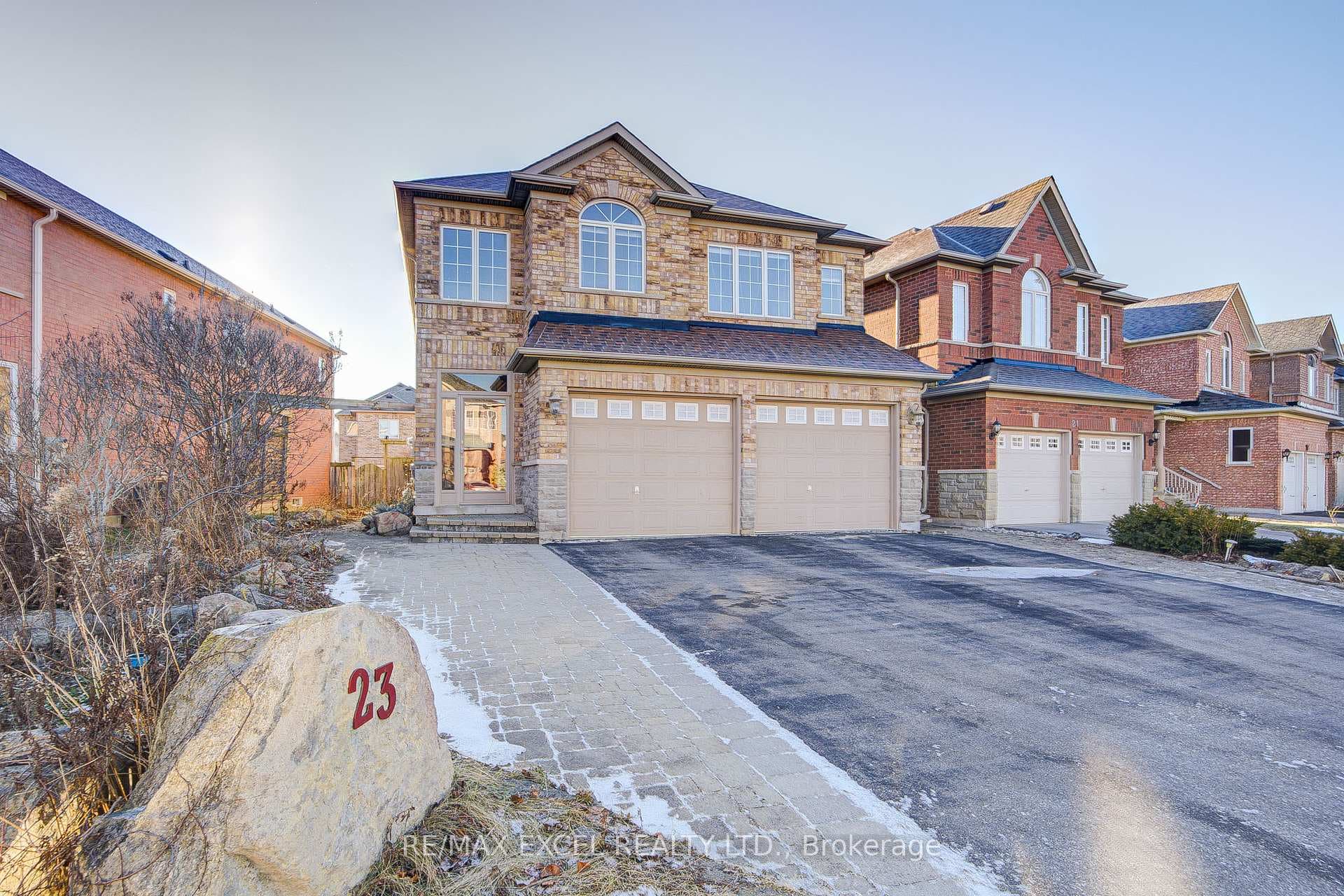 23 Lena Drive, Richmond Hill, ON L4S 2V4 - Photo 1
