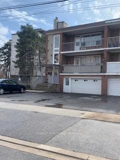 10 Stadacona Drive Unit 3, Lawrence Park / Bedford Park, ON M6A 1Y6 - Photo 1