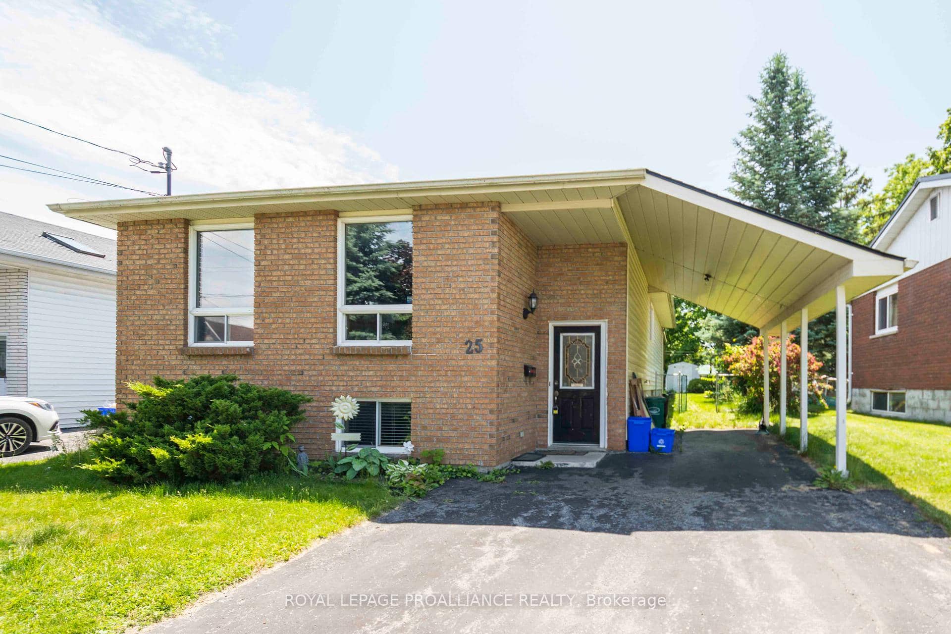 25 Edward Street, Quinte West