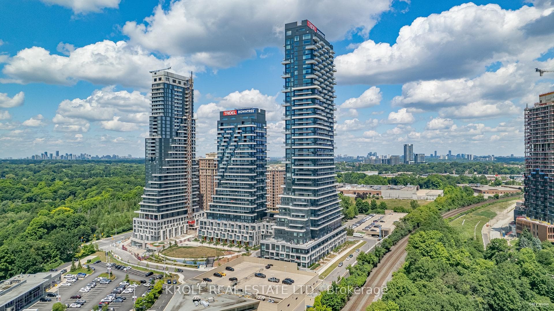 30 Inn On The Park Drive Unit 1410, Toronto C13