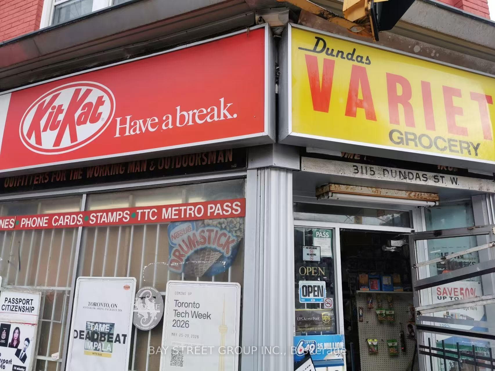 3115 Dundas Street, Bloor West Village / Swansea, ON M6P 1Z9 - Photo 1