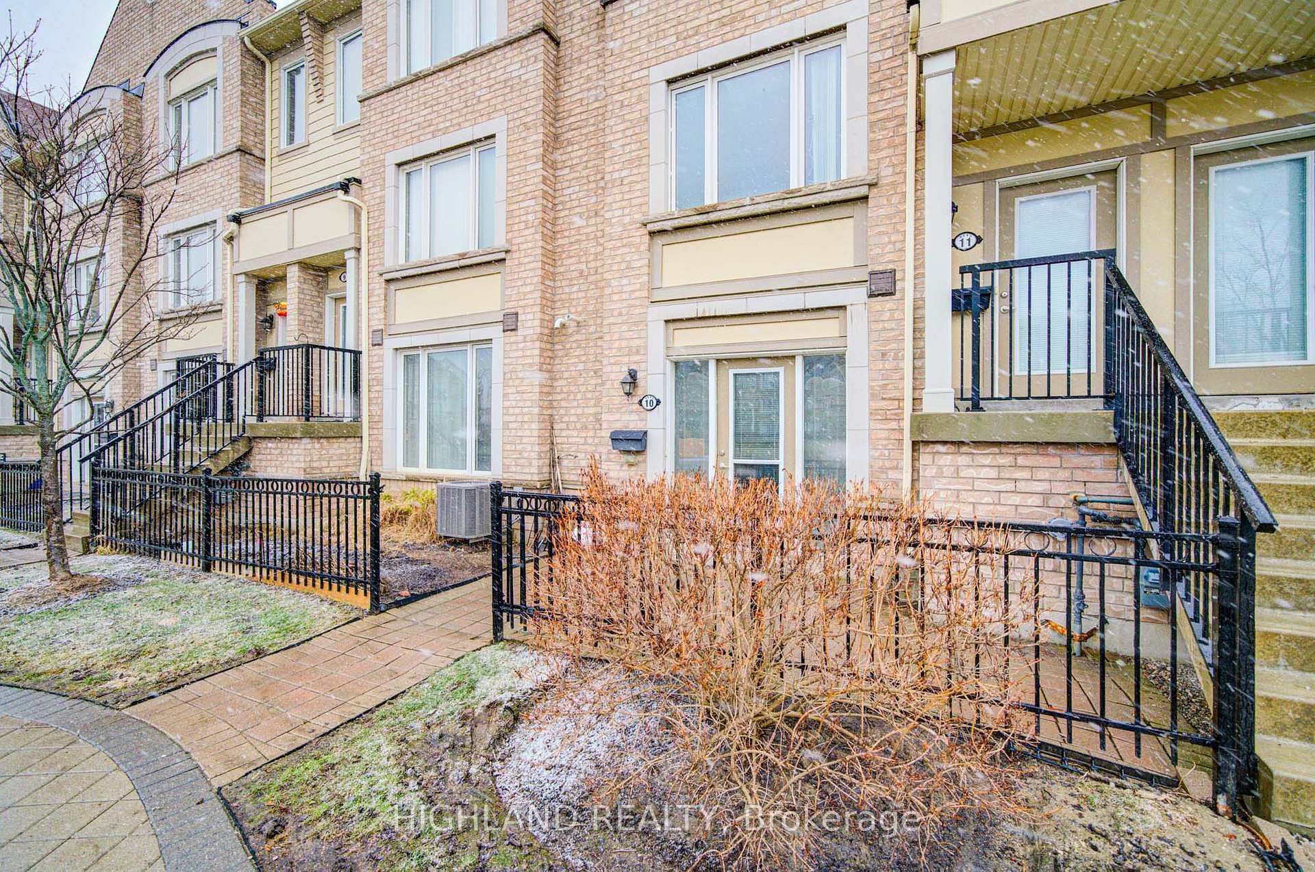 3115 Boxford Crescent Unit 10, Mississauga, ON L5M 0X1 - Photo 1