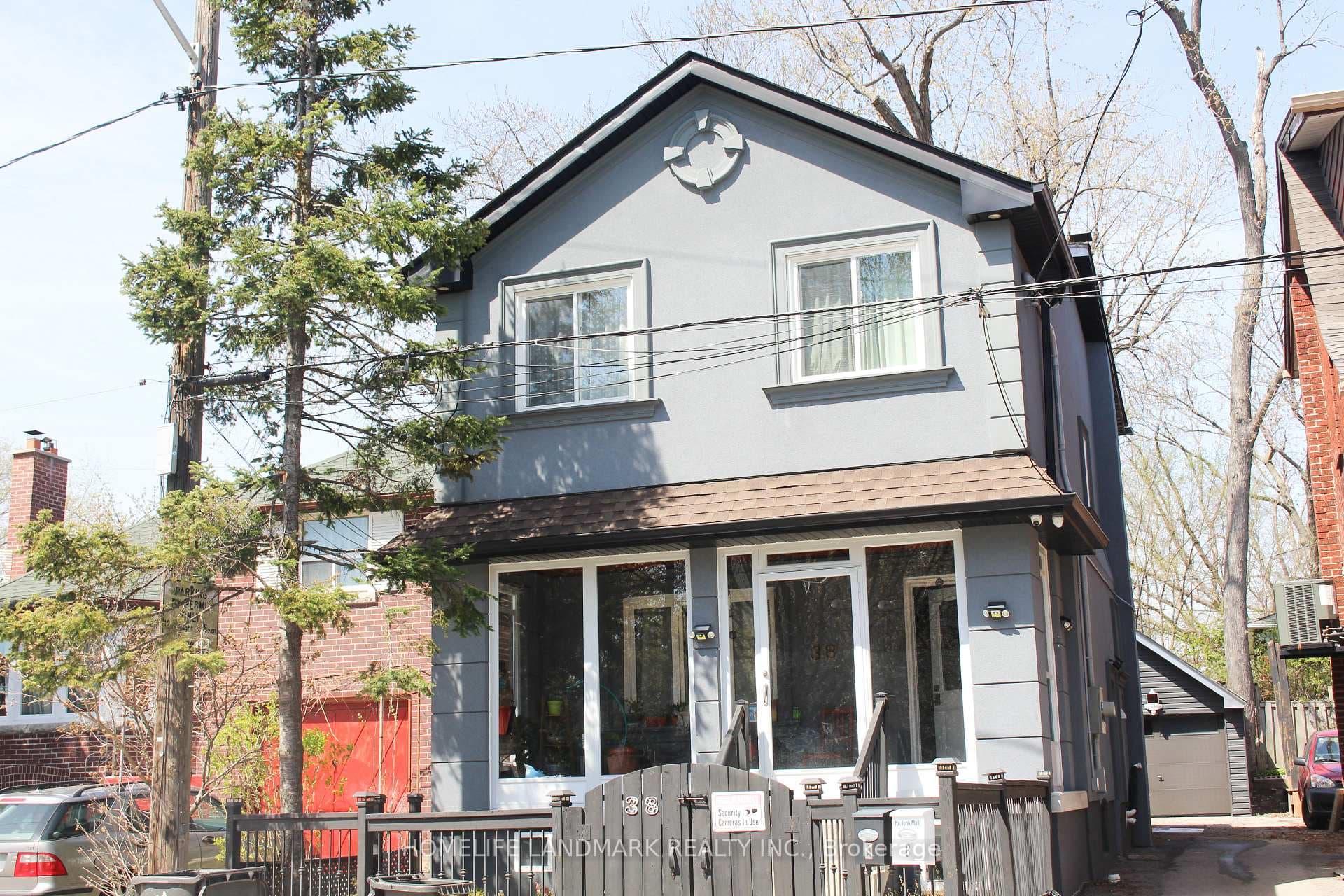 38 Glenvalley Drive, York / Weston, ON M6M 4V9 - Photo 1