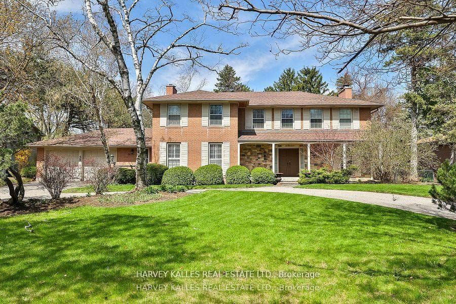38 Fifeshire Road, Bridle Path / York Mills / Hoggs Hollow, ON M2L 2G6 - Photo 1
