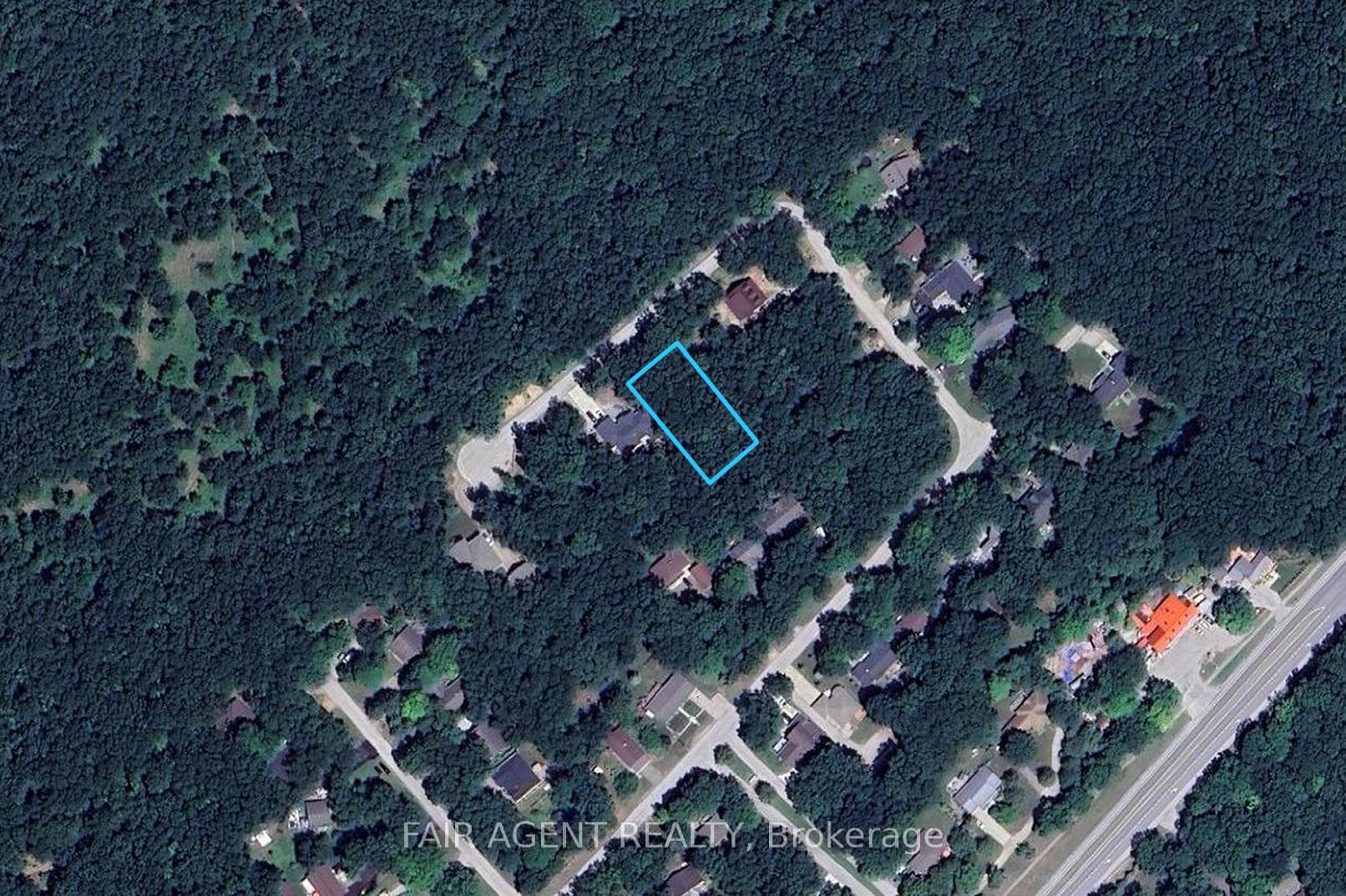 10267 Daniel Avenue, Lambton Shores