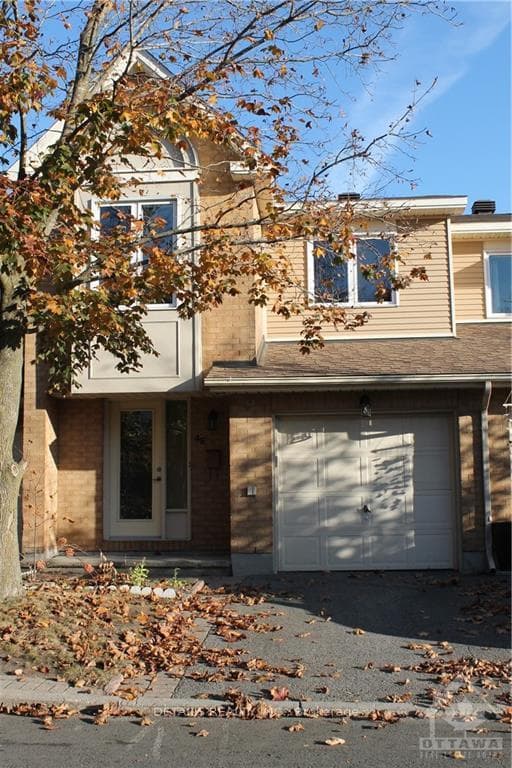 4E MAPLE RIDGE Crescent, Barrhaven, ON K2J 3K9 - Photo 1