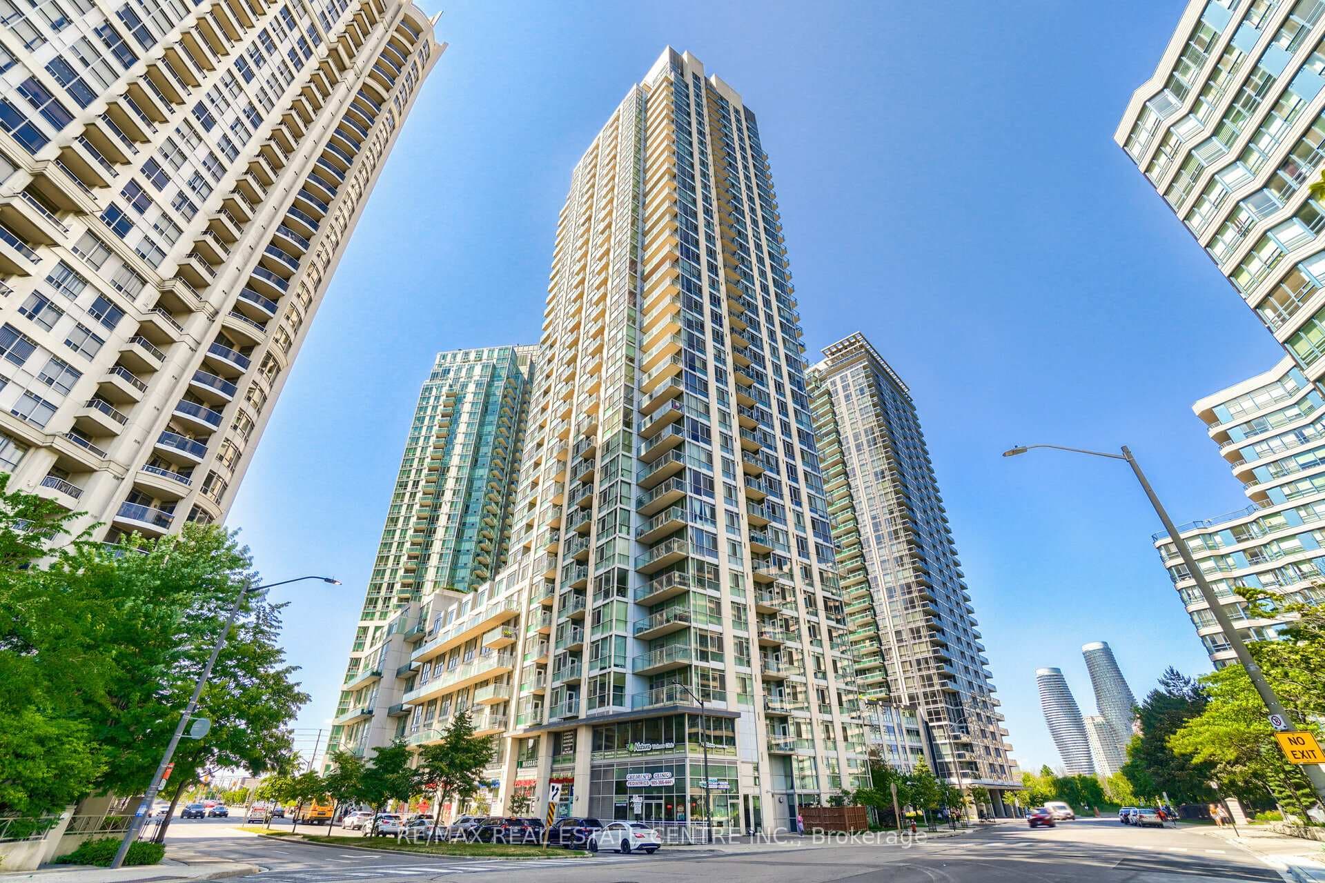 225 Webb Drive Unit 907, Mississauga, ON L5B 3Y5 - Photo 1