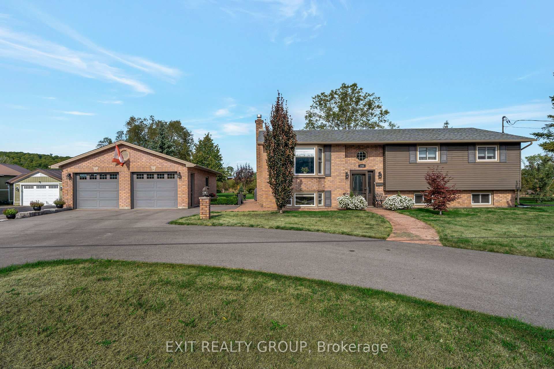 256 South Trent Street, Quinte West, ON K0K 2C0 - Photo 1