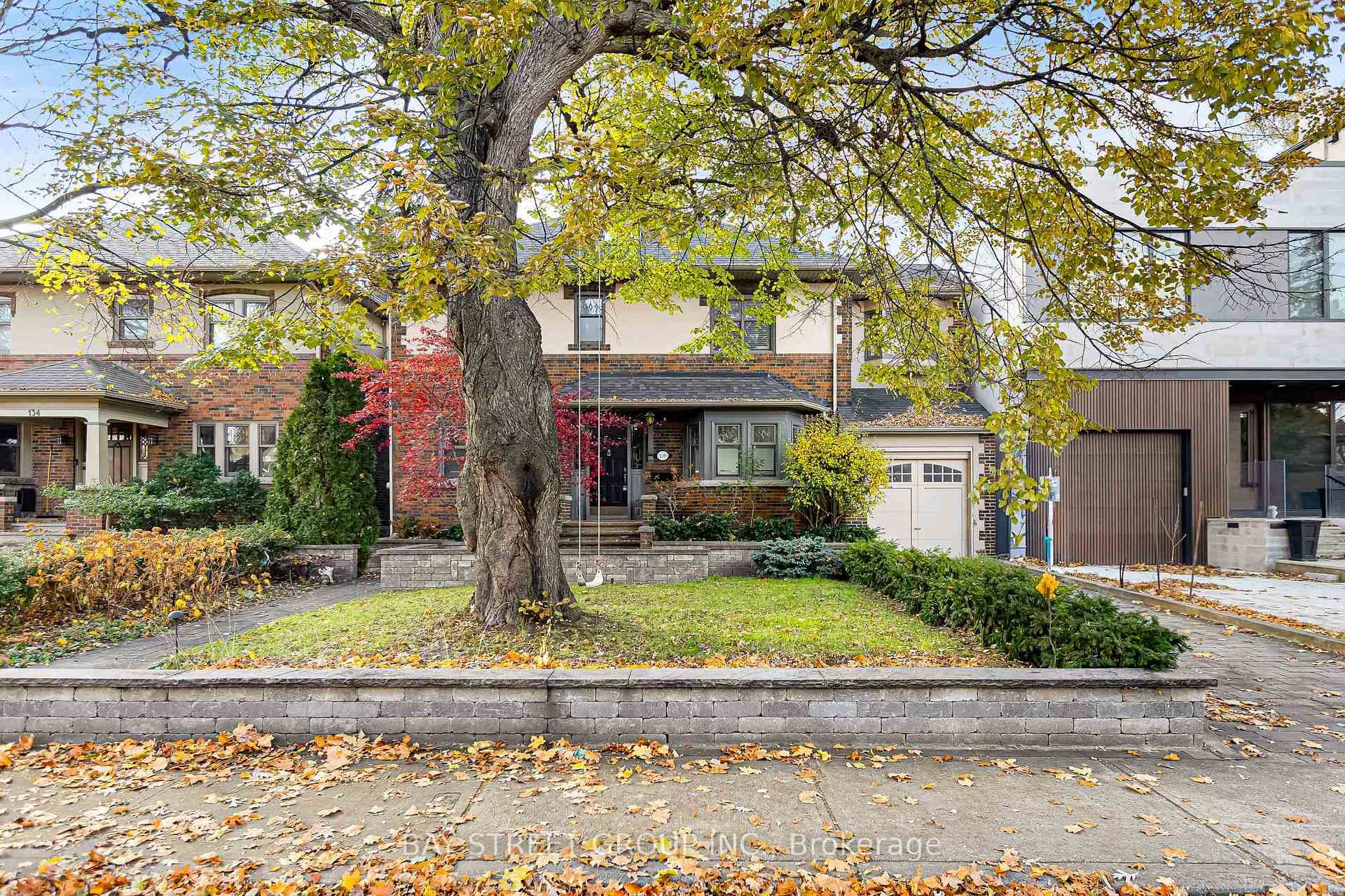 136 Humbercrest Boulevard, Bloor West Village / Swansea, ON M6S 4L3 - Photo 1