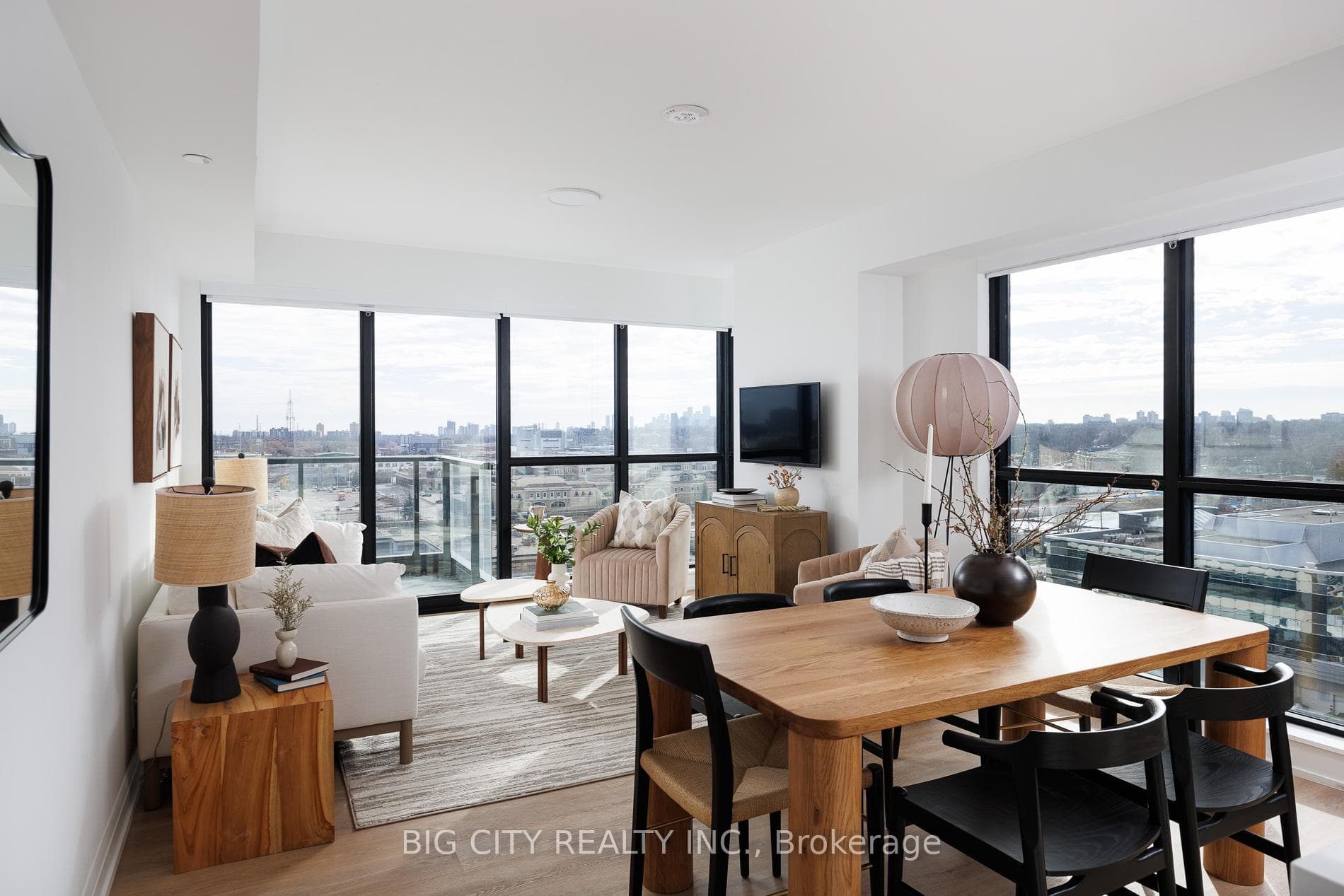 36 Brentcliffe Road Unit 1213, Flemingdon Park / Don Mills, ON M4G 0E1 - Photo 1