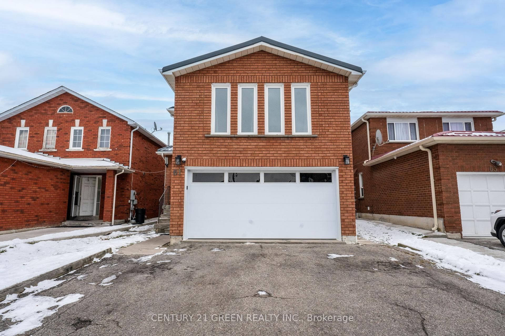 61 Kingknoll Drive, Brampton, ON L6Y 3G6 - Photo 1