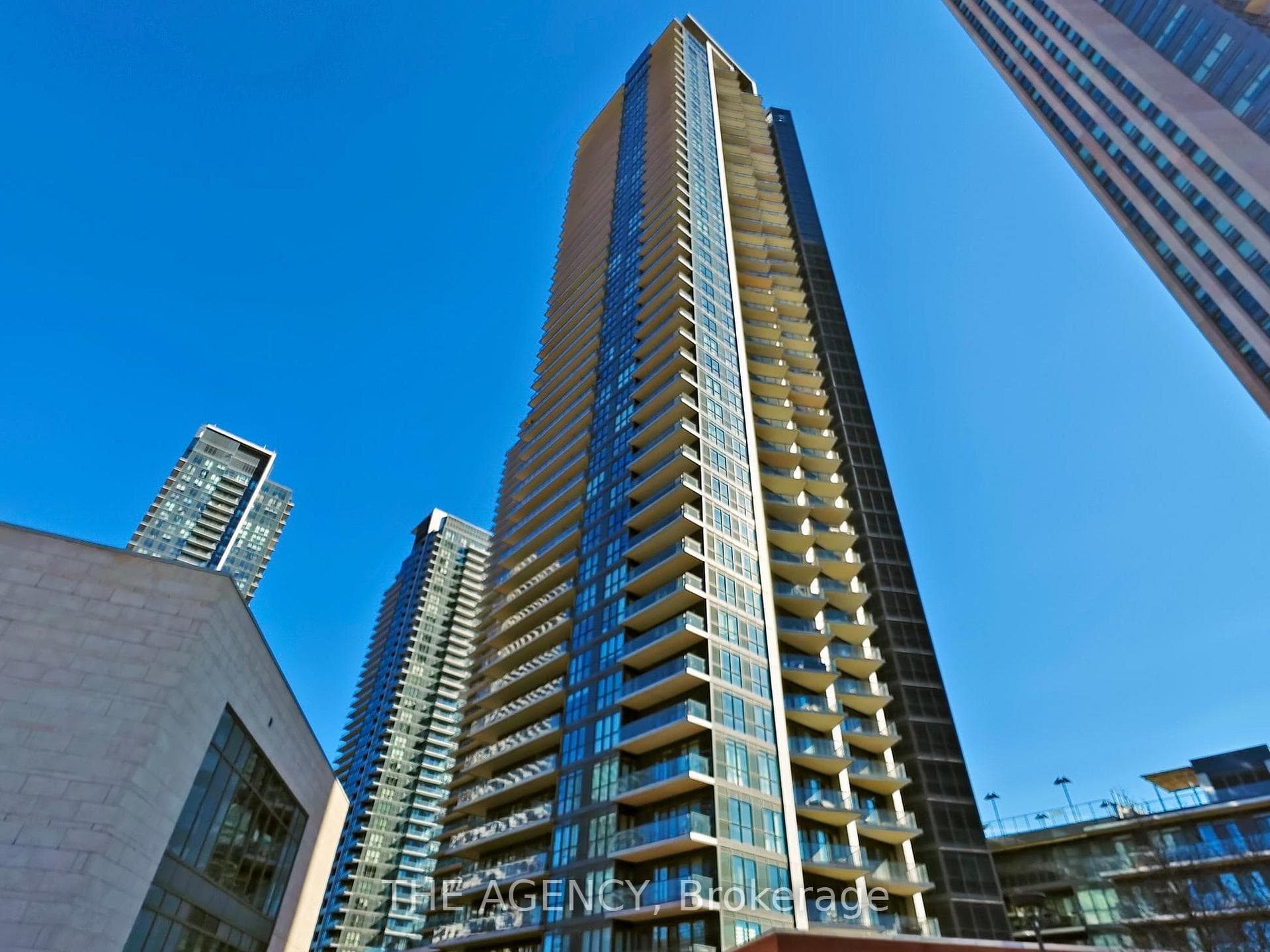 10 Parklawn Road Unit 803, Liberty Village / Parkdale / South Parkdale, ON M8Y 3H8 - Photo 1