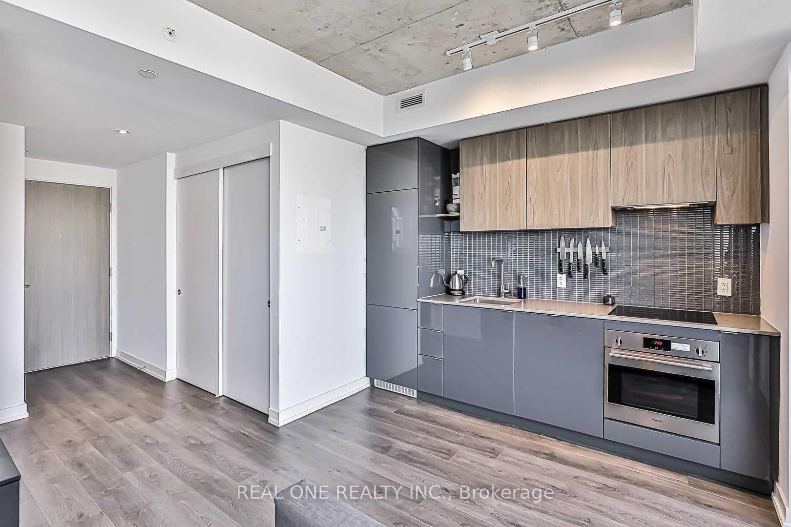 161 Roehampton Avenue Unit 1104, Leaside / Davisville, ON M4P 0C8 - Photo 1