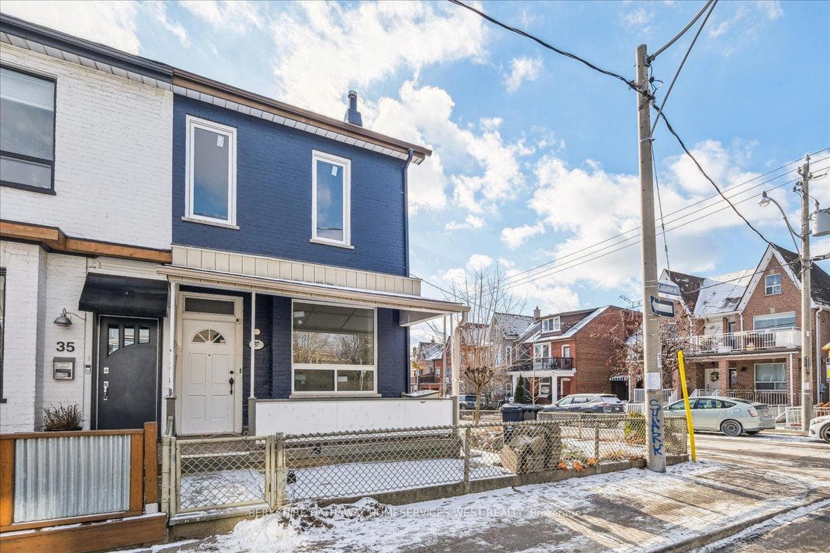 37 Collahie Street Unit MAIN, Toronto C01