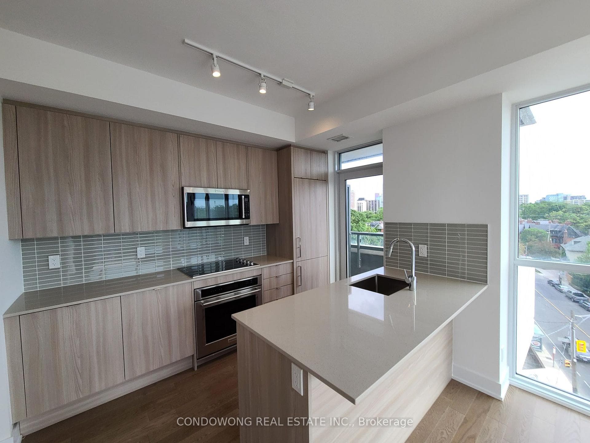181 Bedford Road Unit 609, Annex / Yorkville / Summerhill, ON M5R 0C2 - Photo 1