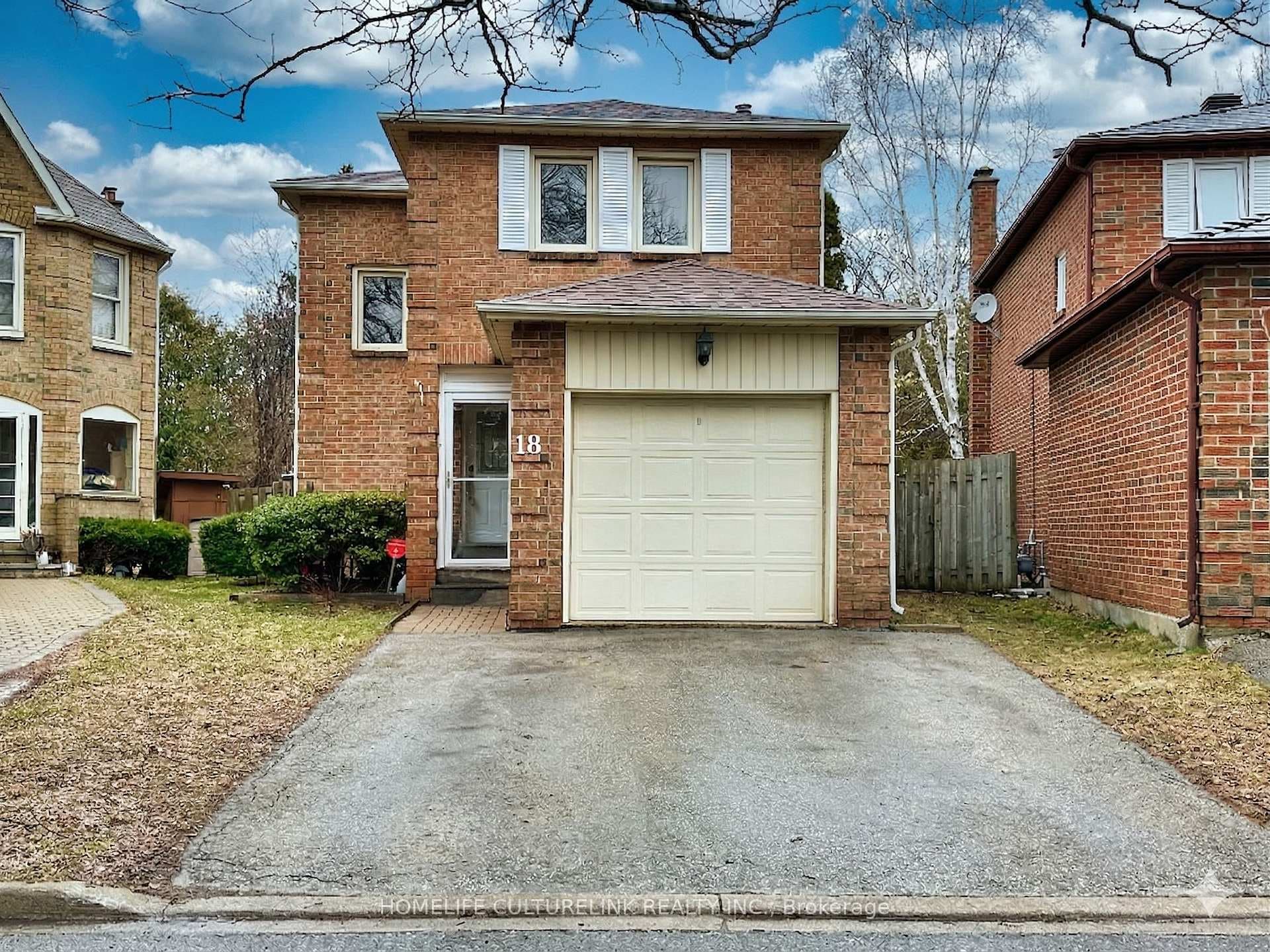 18 Eugenia Court, Markham, ON L3R 4Y6 - Photo 1