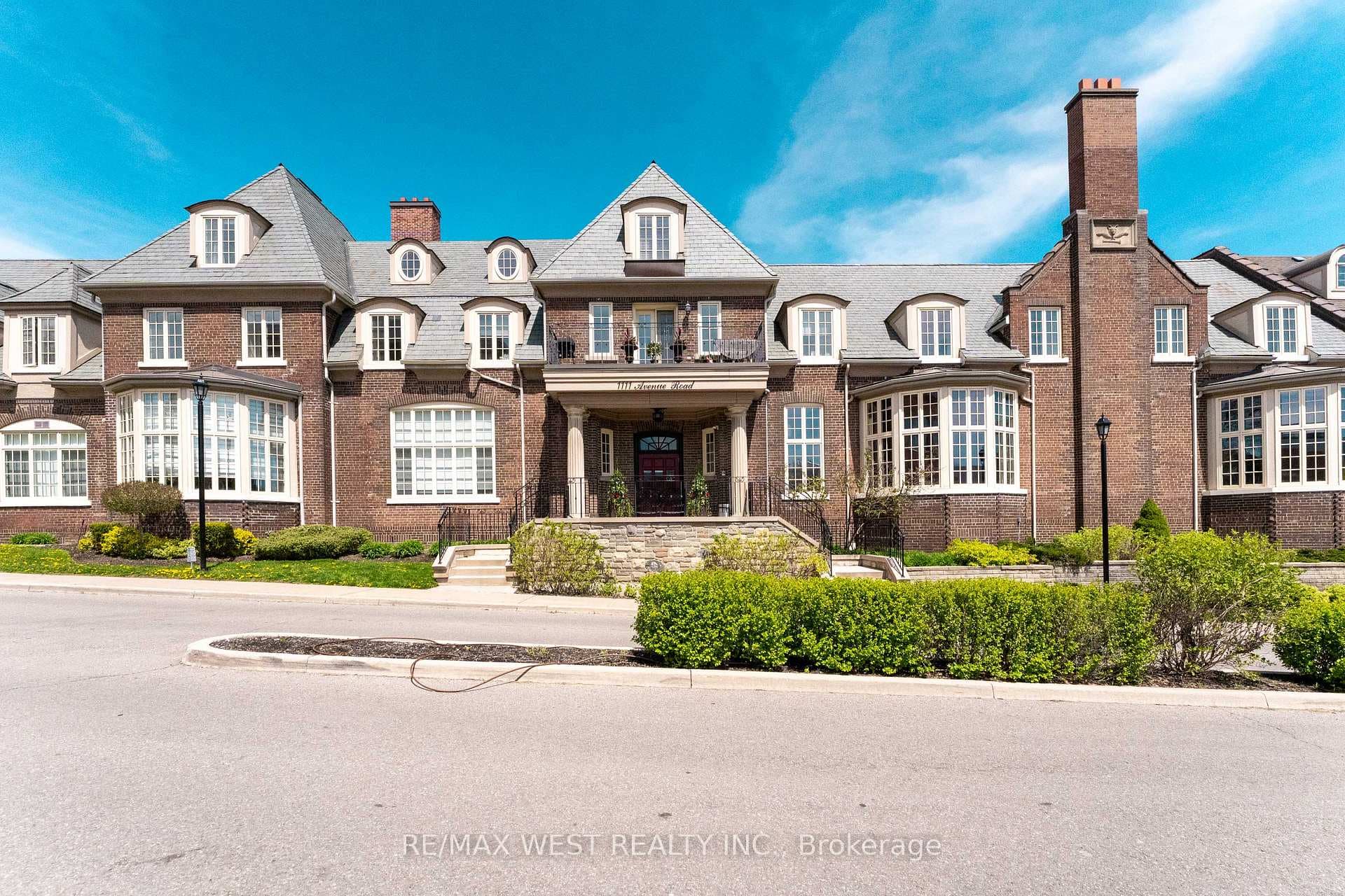 1111 Avenue Road Unit 208, Forest Hill / Deer Park, ON M5N 3B2 - Photo 1