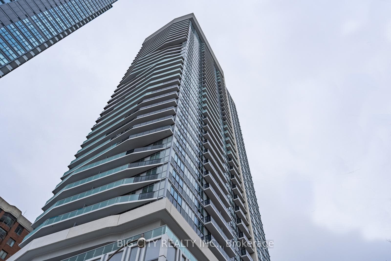 77 Mutual Street Unit 2309, Toronto C08