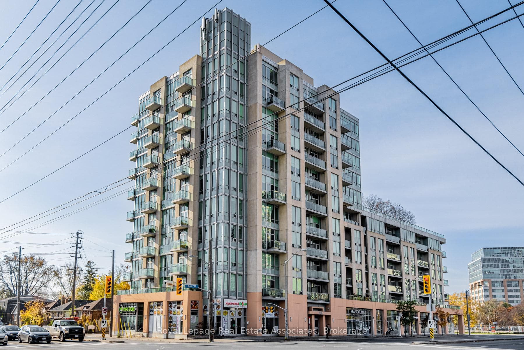 3391 Bloor Street Unit 422, Etobicoke (Islington / Rexdale), ON M8X 1G3 - Photo 1