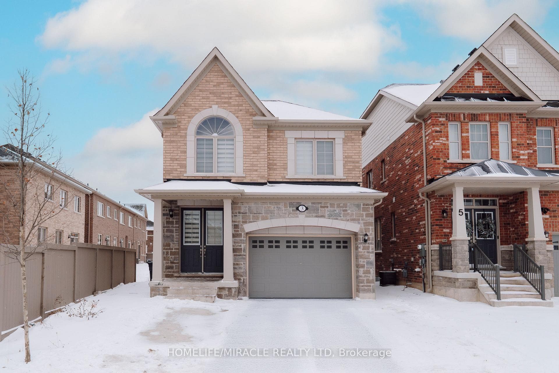 3 Bushwood Trail Unit Upper, Brampton, ON L7A 5J7 - Photo 1