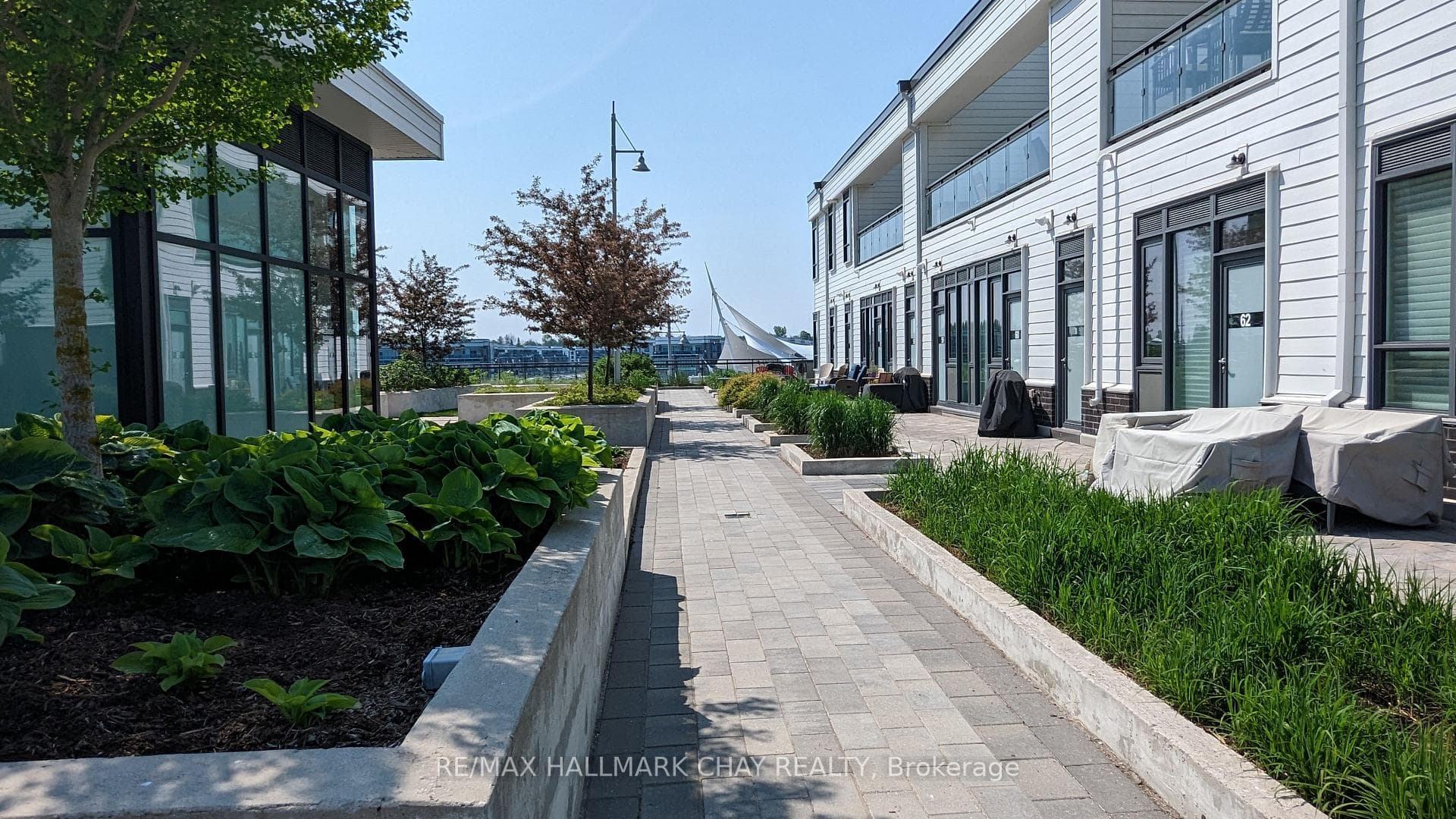275 BROWARD Way Unit 60, Innisfil, ON L9S 0J6 - Photo 1