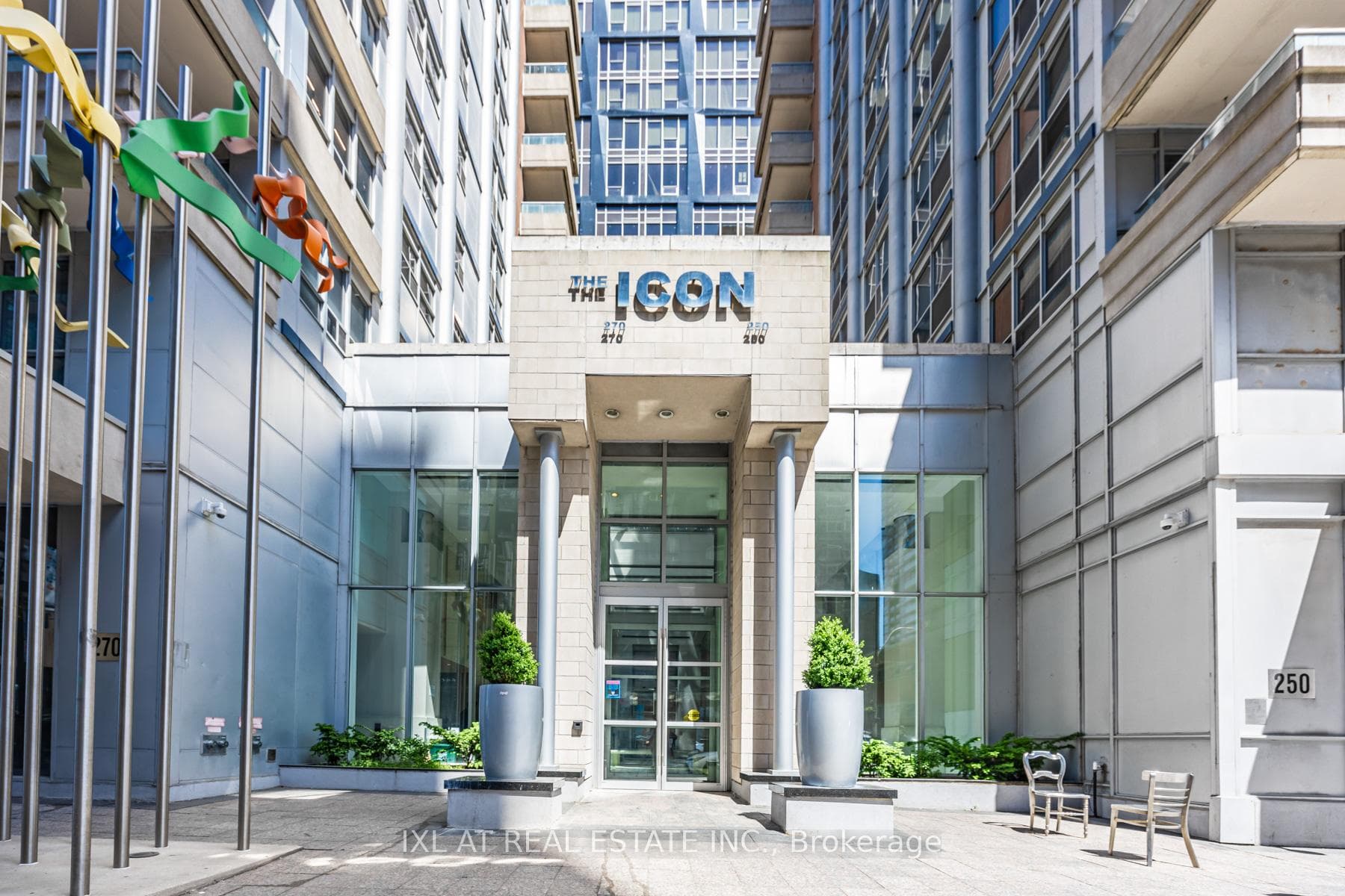 270 Wellington Street Unit 1122, Downtown Toronto / Waterfront, ON M5V 3P5 - Photo 1