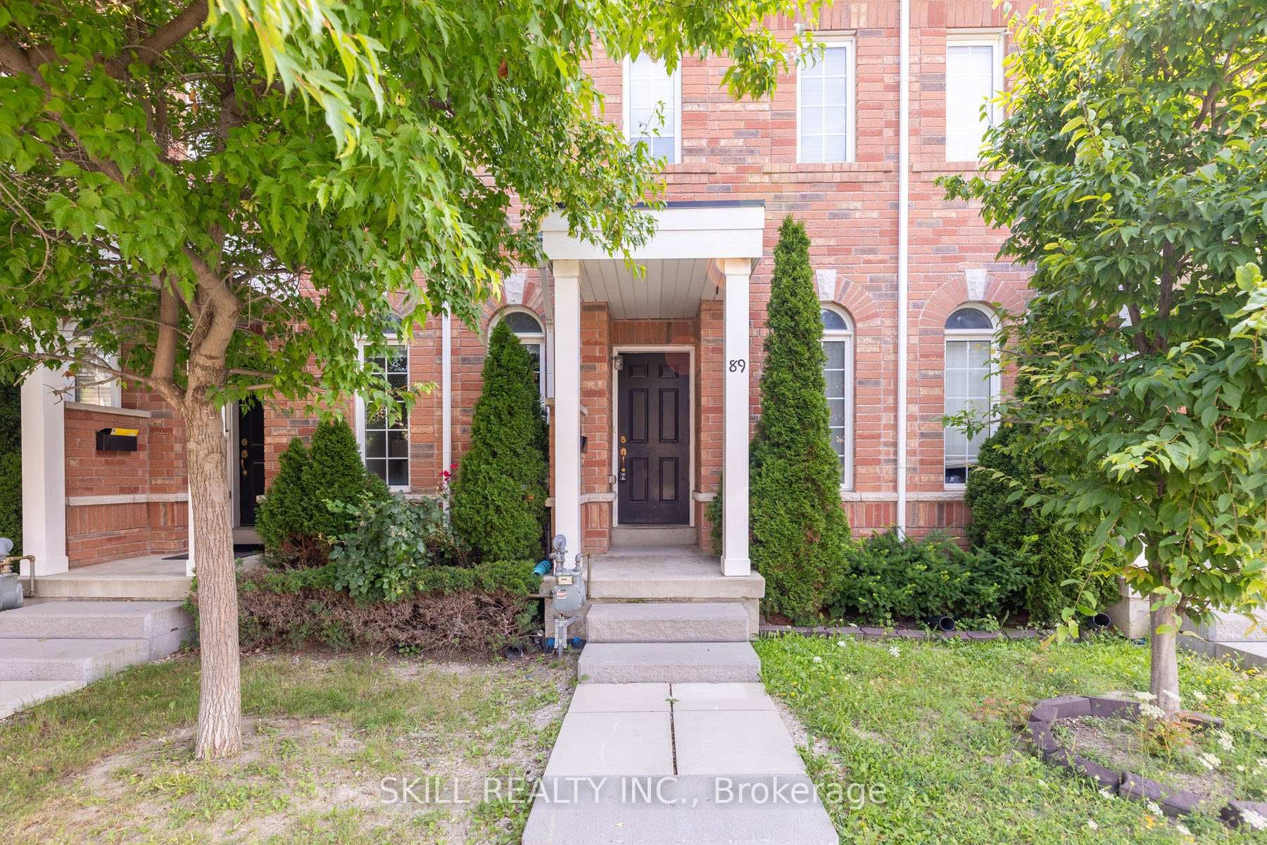 89 Isaac Devins Boulevard, Downsview / Black Creek, ON M9M 0C9 - Photo 1