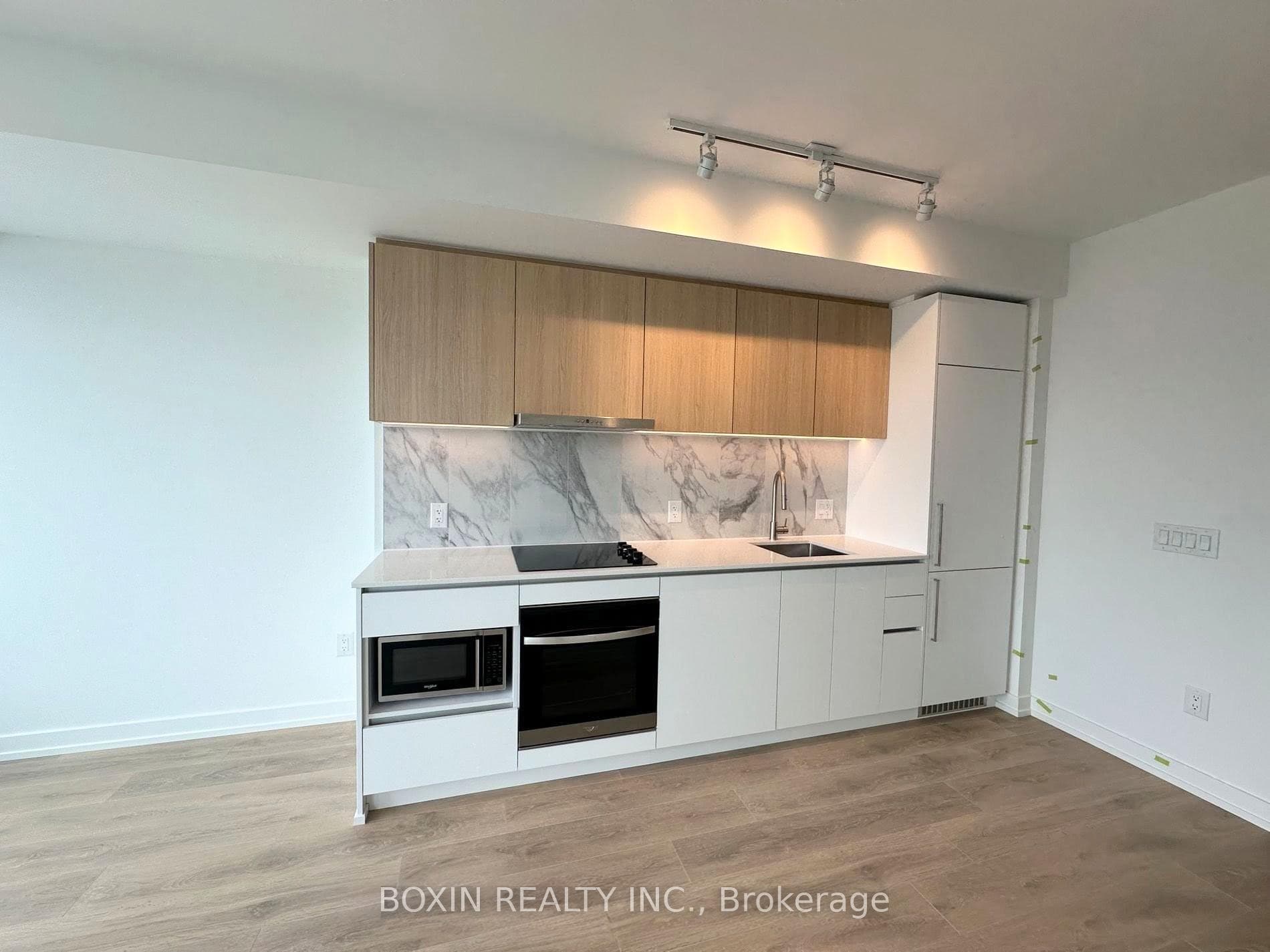 1100 Sheppard Avenue Unit 1129, Toronto W05