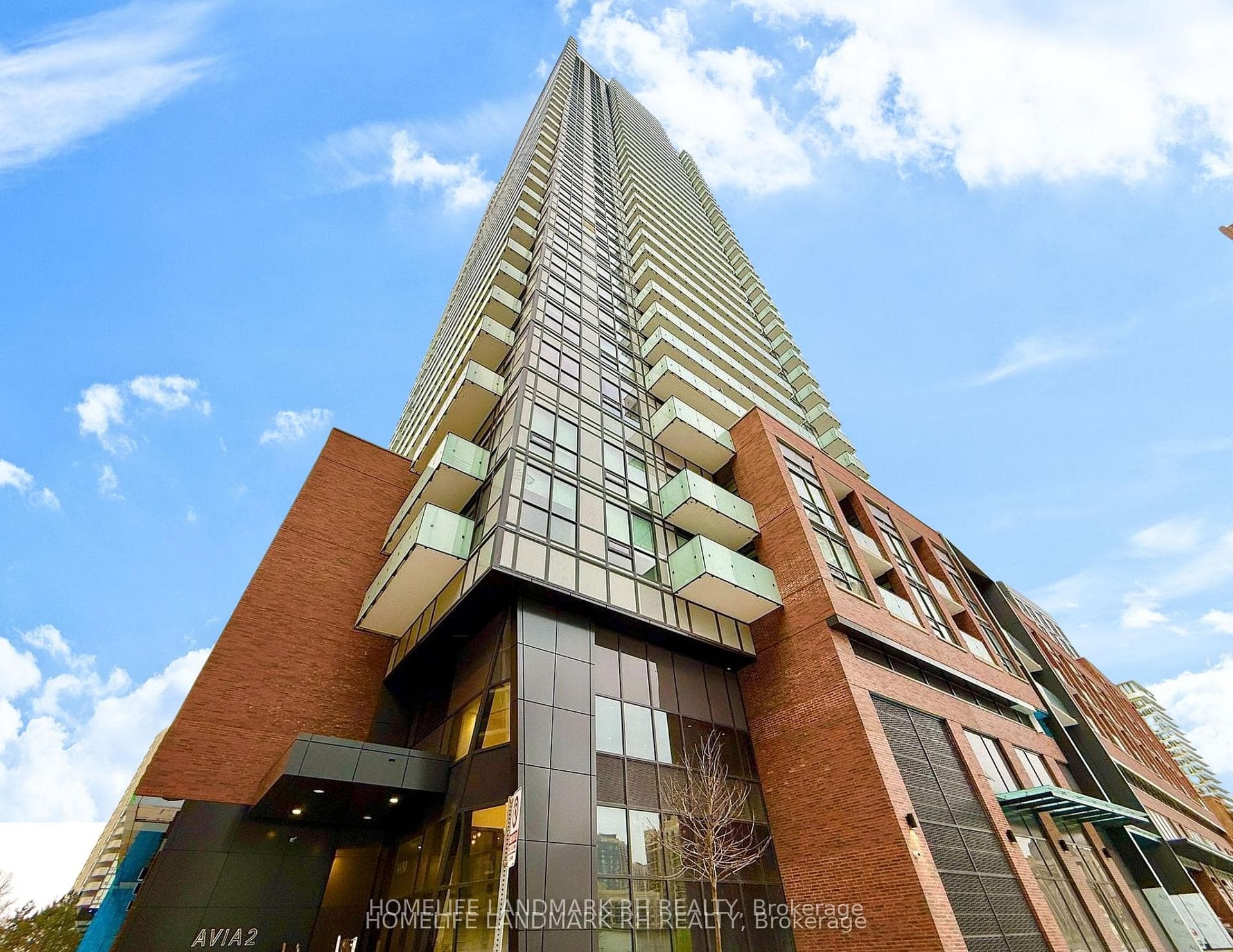 4130 Parkside Village Drive Unit 3510, Mississauga, ON L5B 0L7 - Photo 1