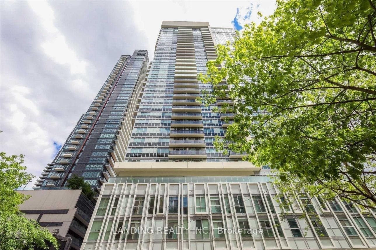 77 Mutual Street Unit 703, Toronto C08