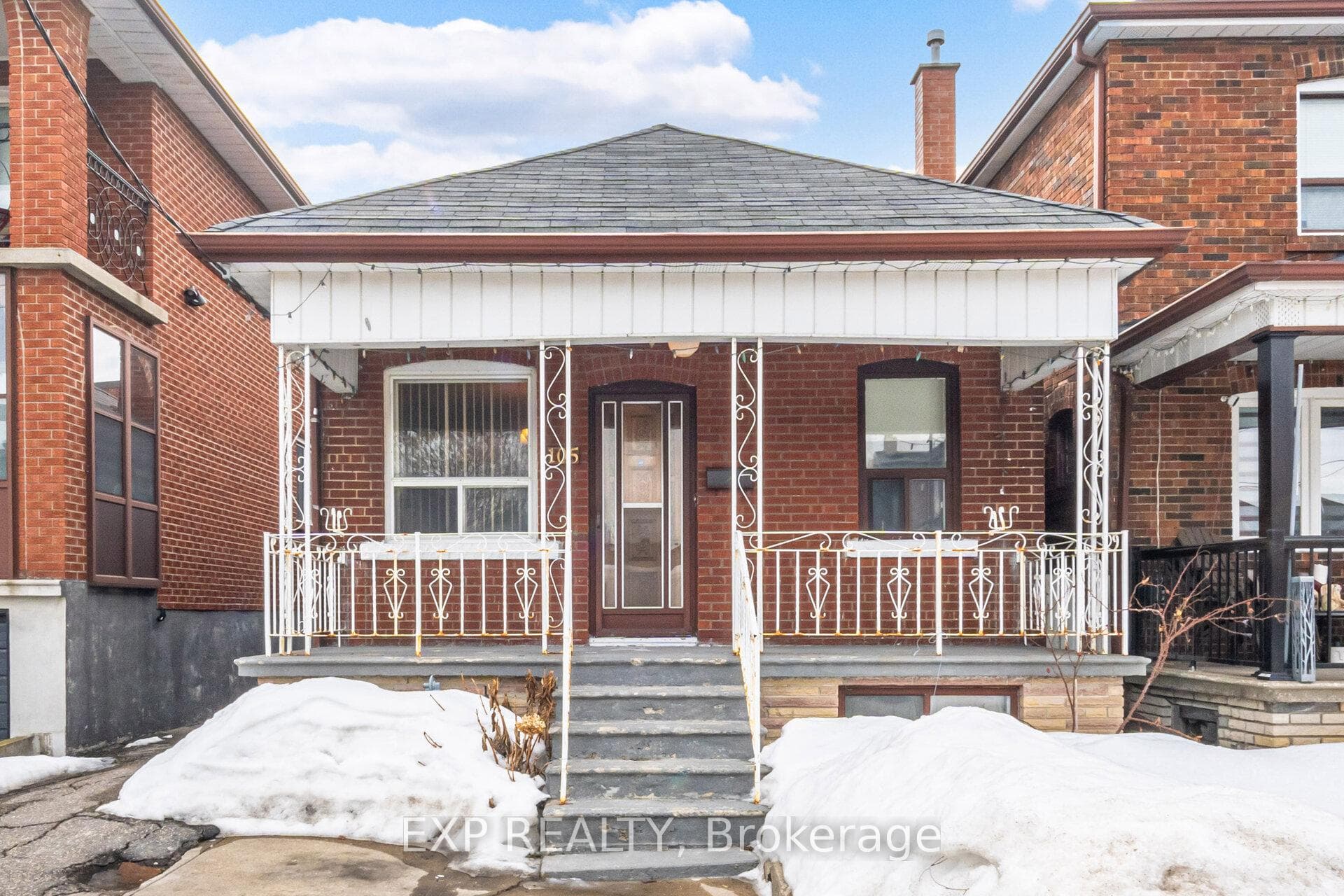 105 Rogers Road, Forest Hill / Deer Park, ON M6E 1P4 - Photo 1